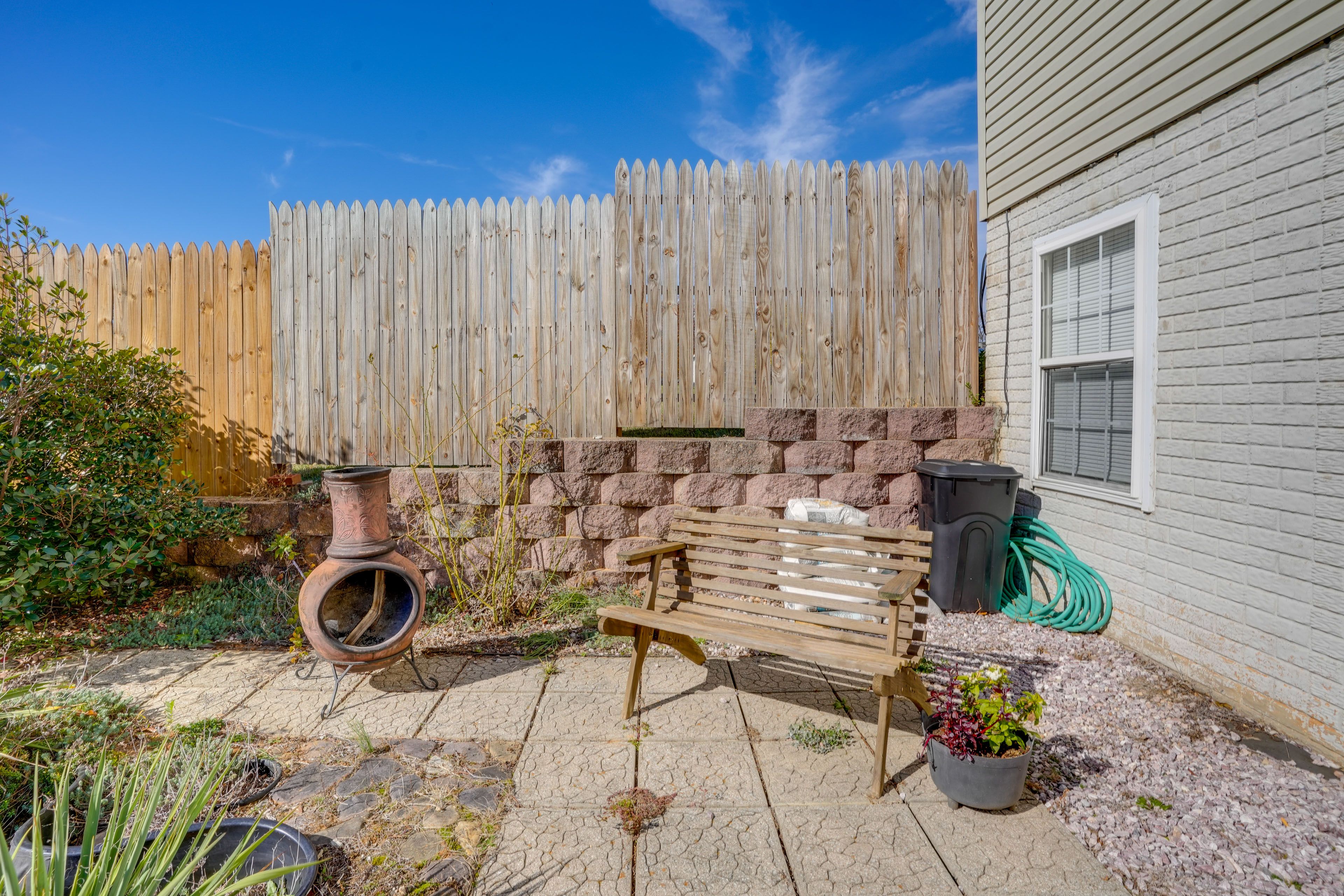 Private Patio | Self Check-In | 23 Mi to Shenandoah National Park