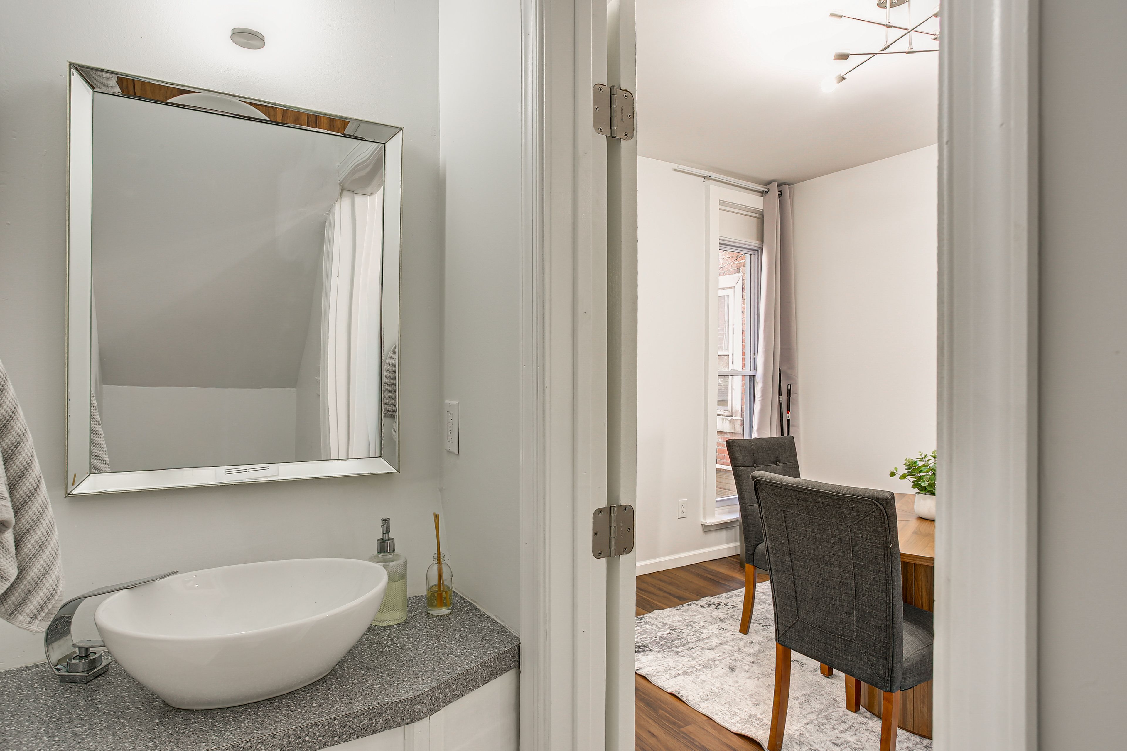 Half Bathroom | 1st Floor