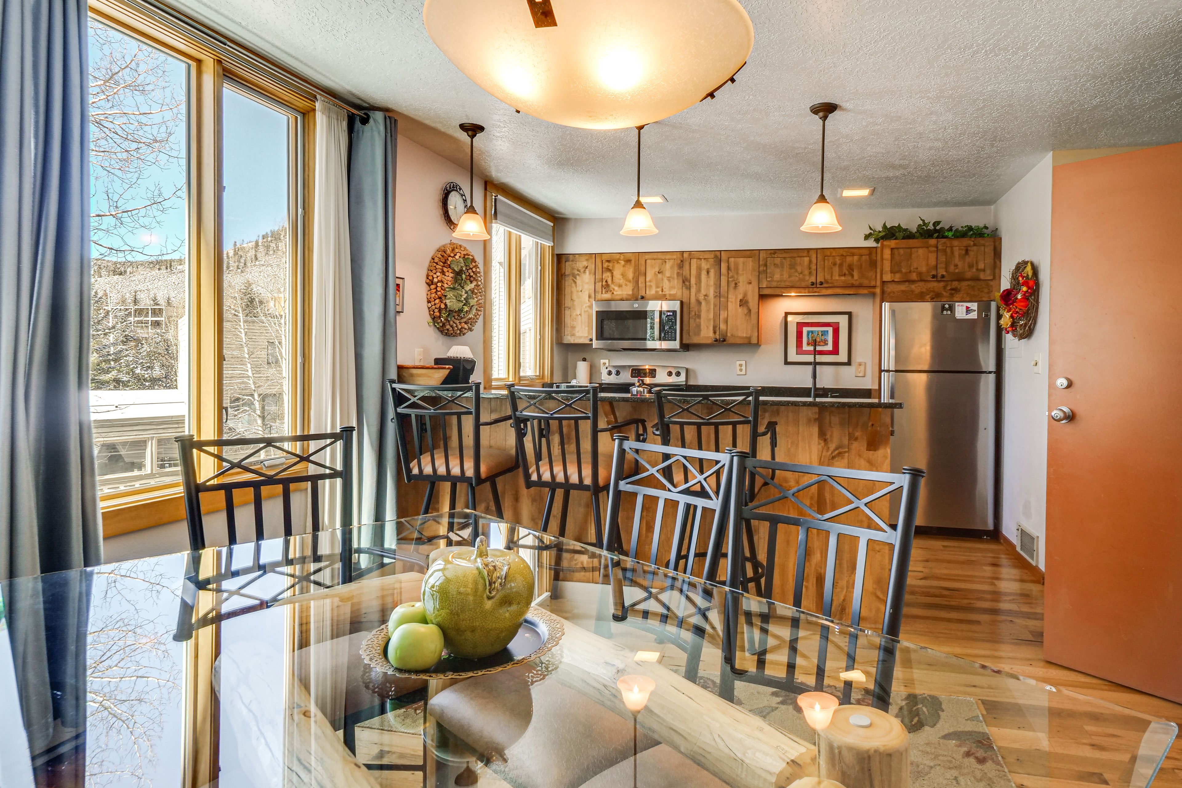 Dining Area | 1st Floor