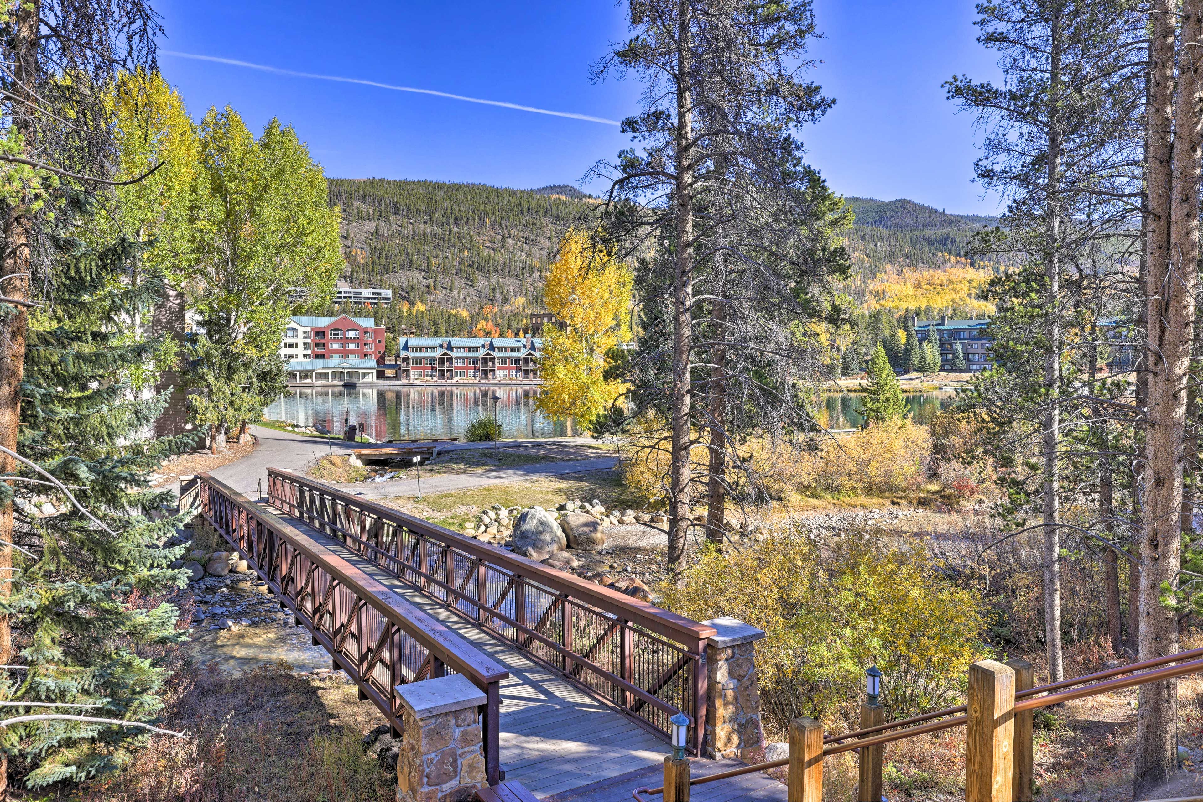 Community Amenities | Lakefront Property