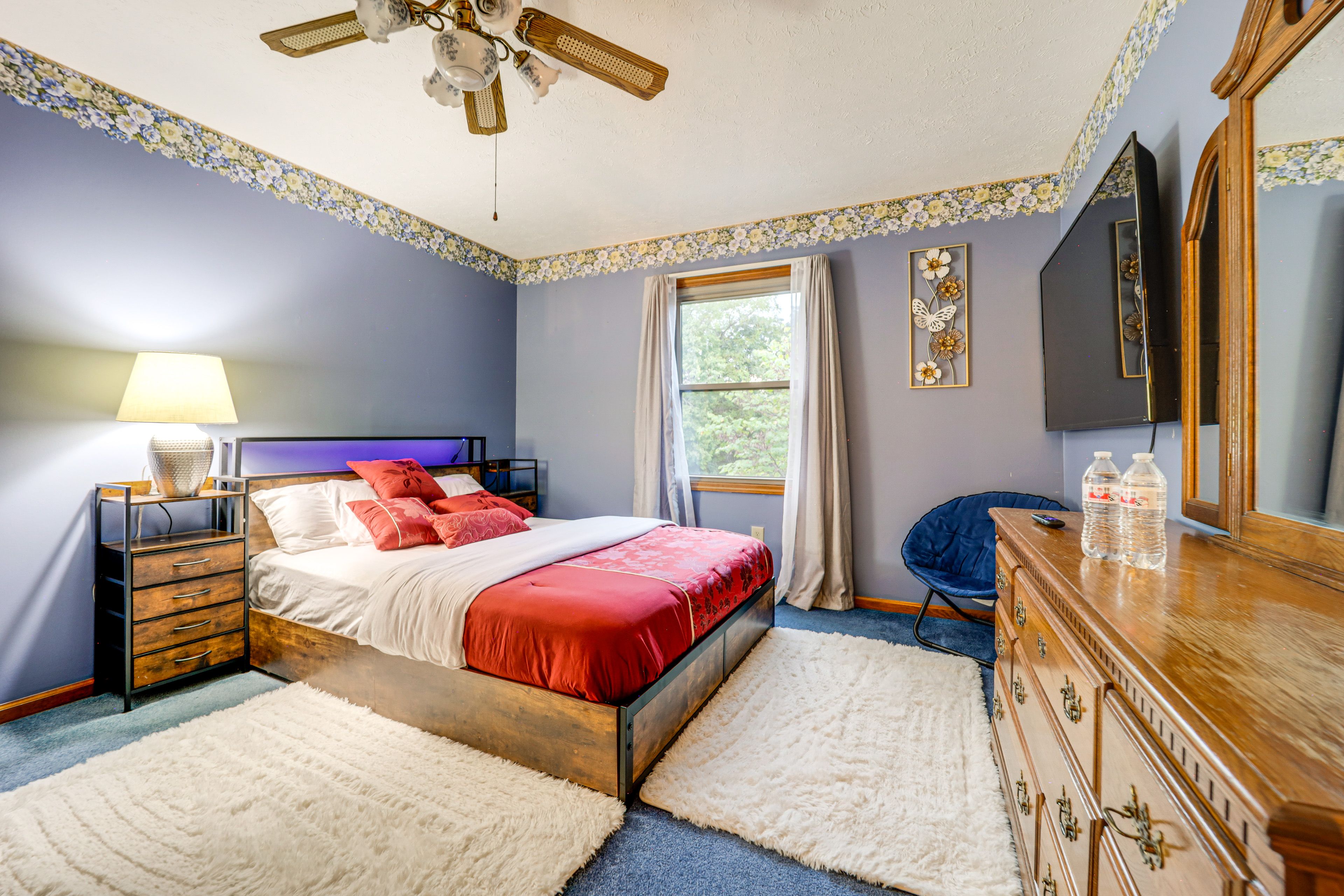 Bedroom 6 | 2nd Floor | Queen Bed