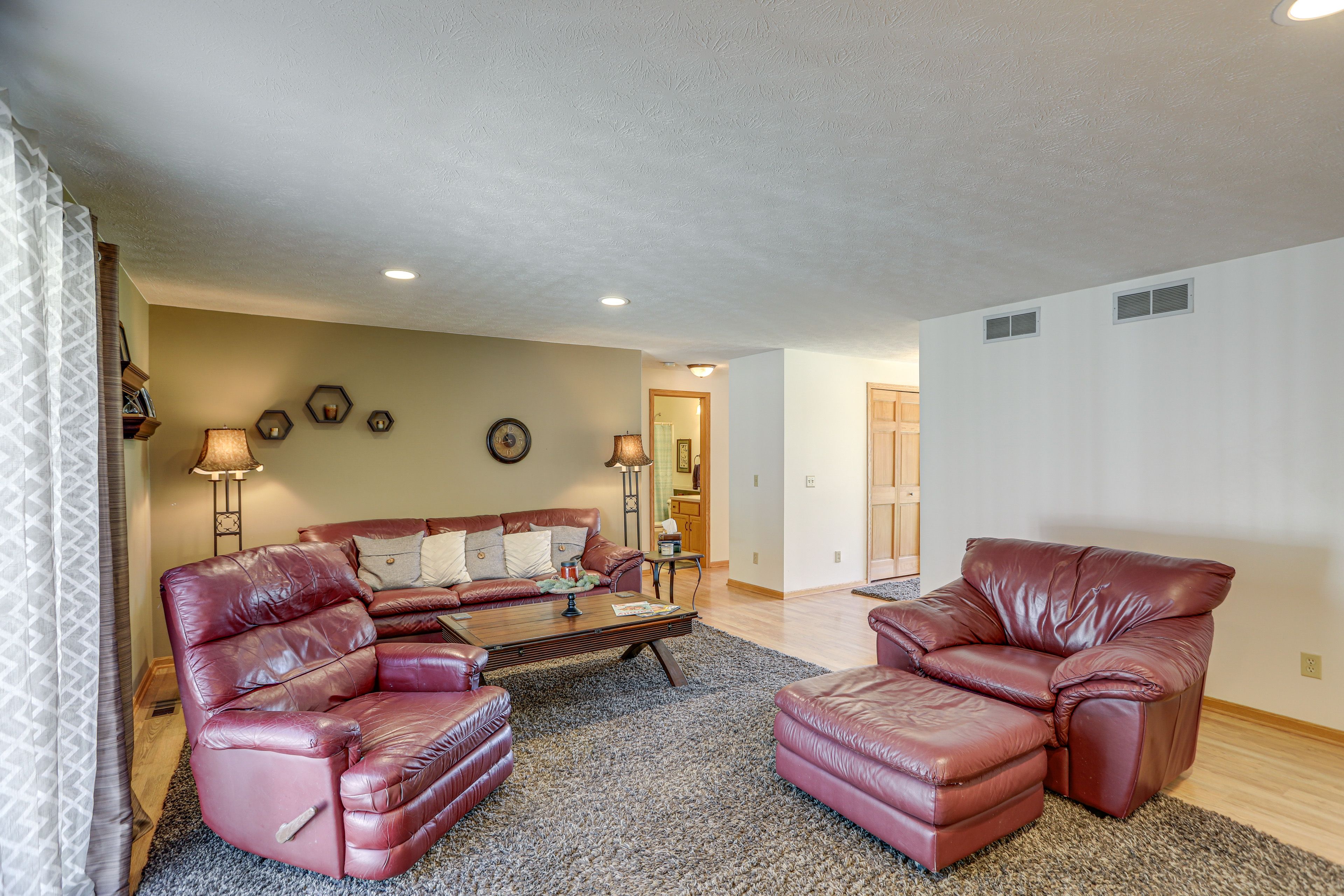 Living Room | Main Level | Free WiFi | Central A/C & Heating