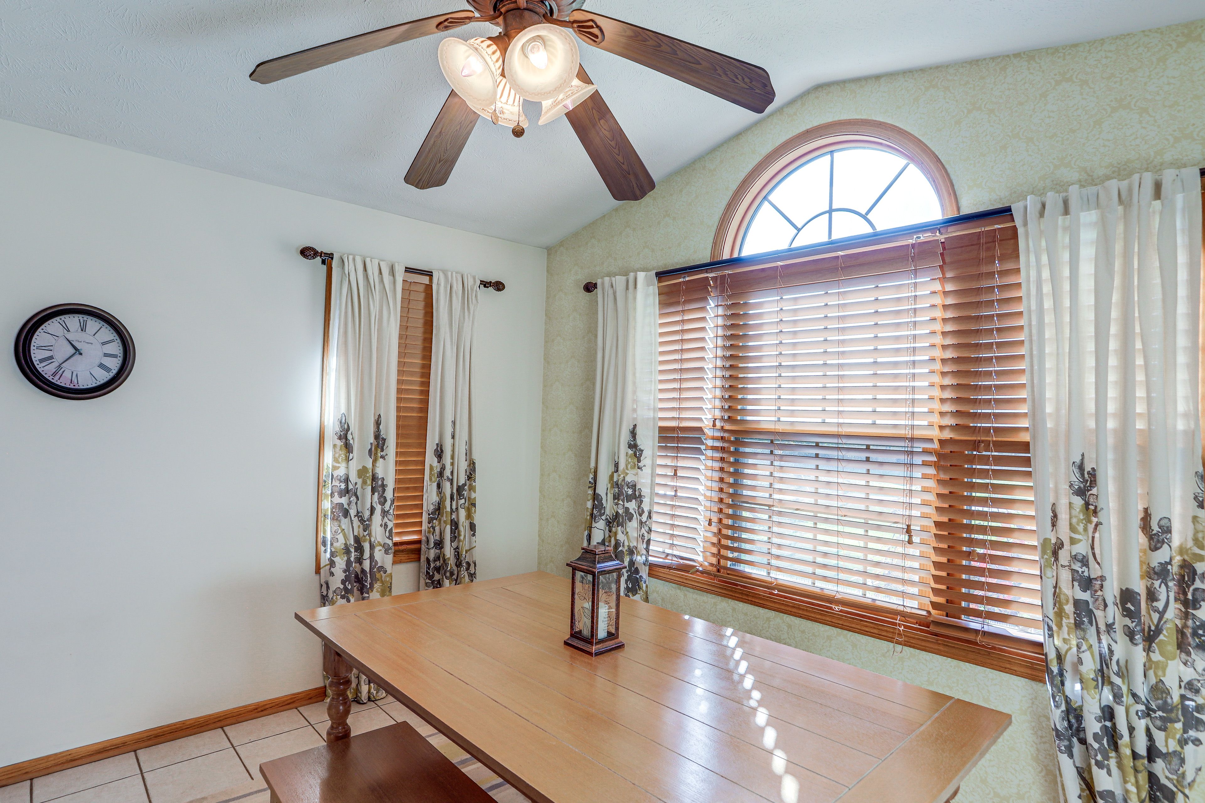 Dining Area | Main Level