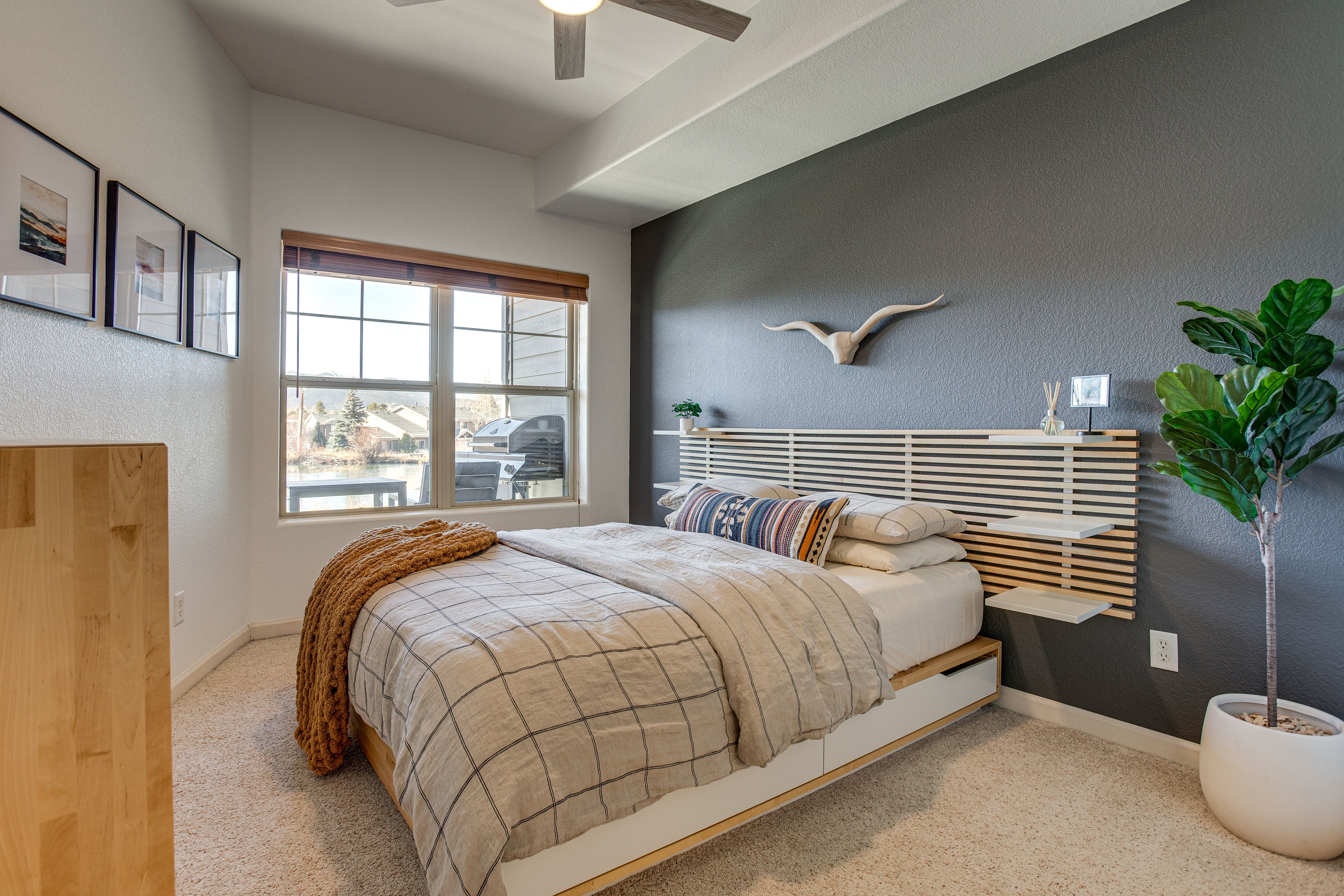 Bedroom 2 | Queen Bed