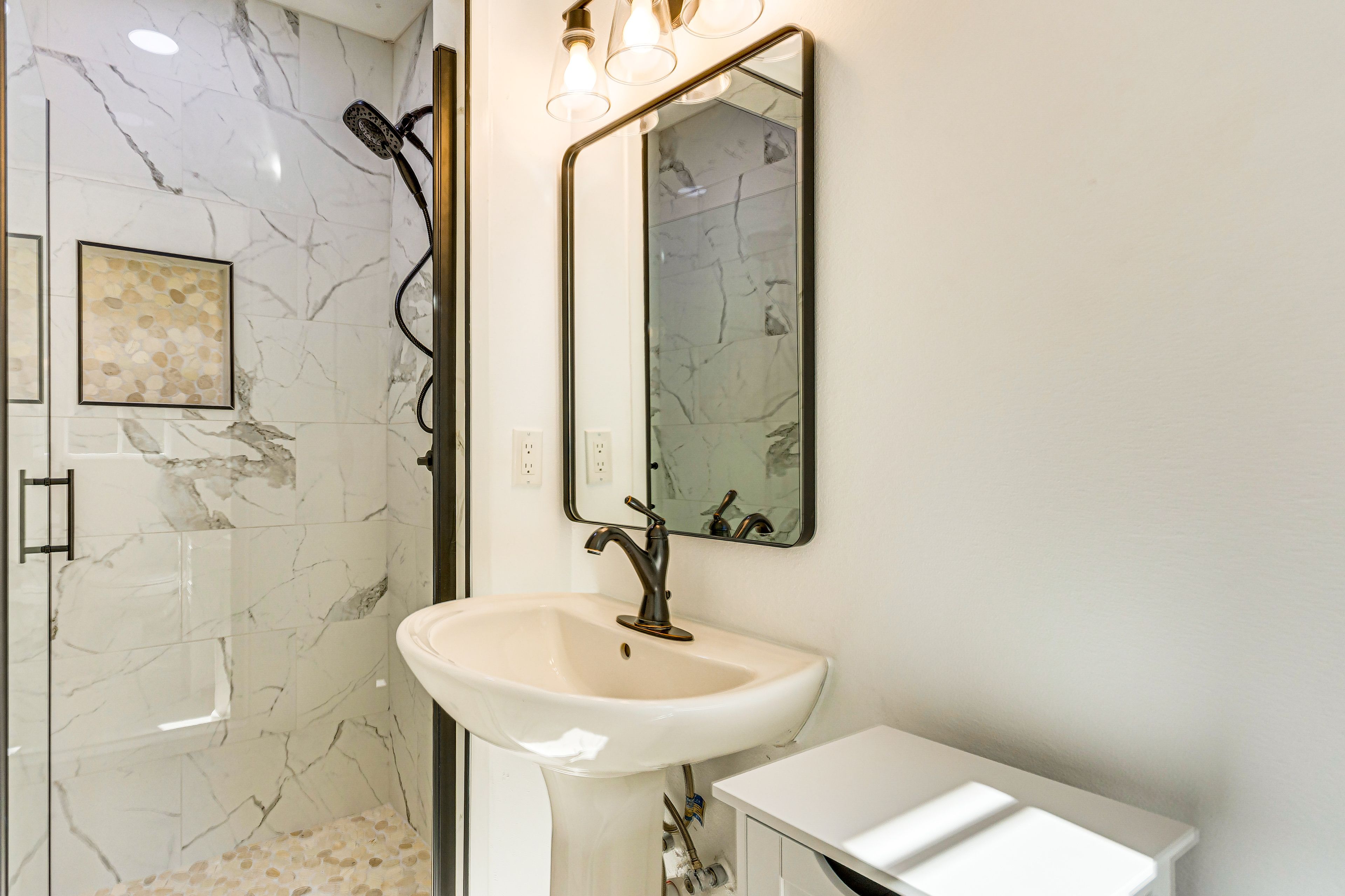 En-Suite Bathroom | Towels Provided