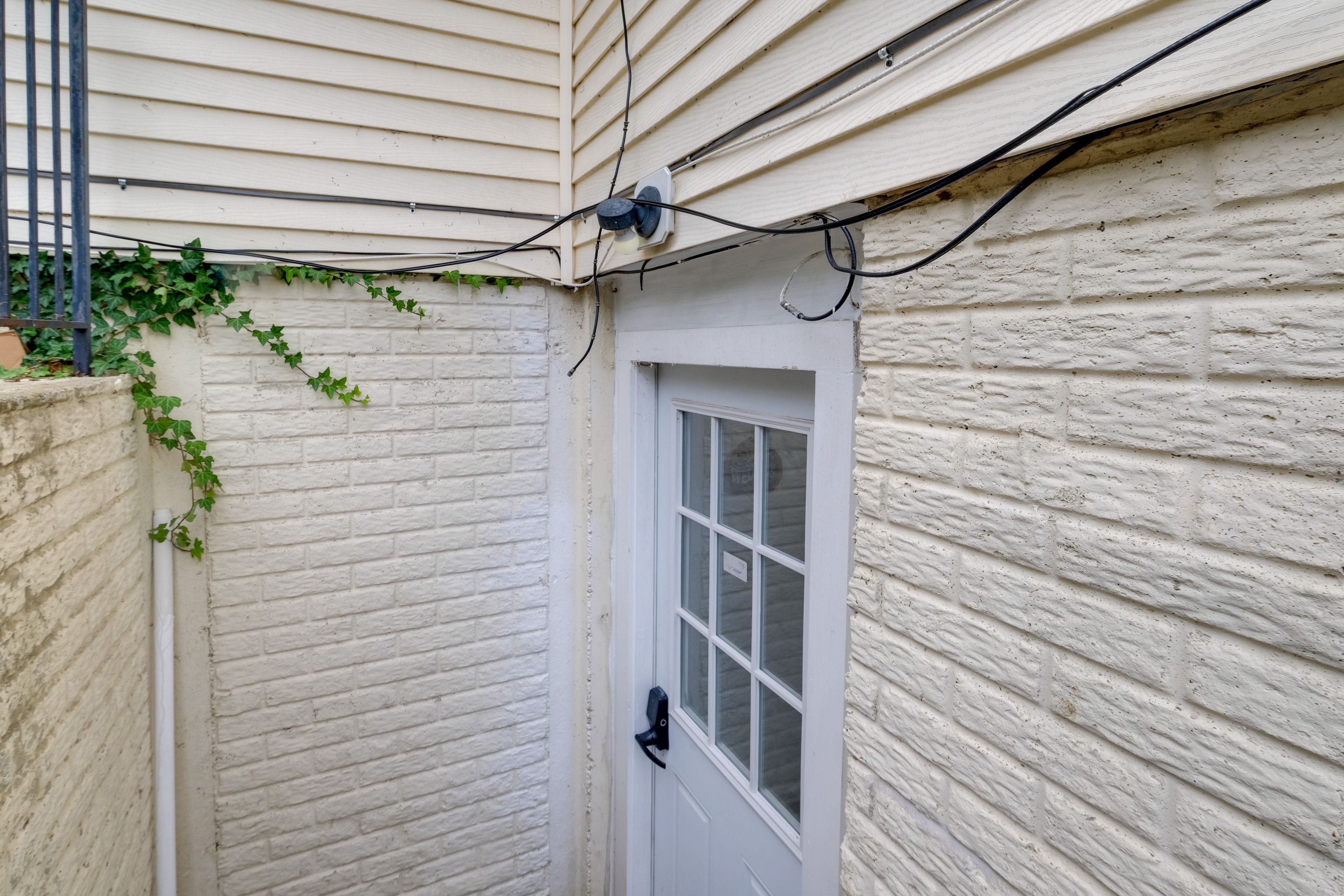 Walk-Out Entrance | Basement Apartment