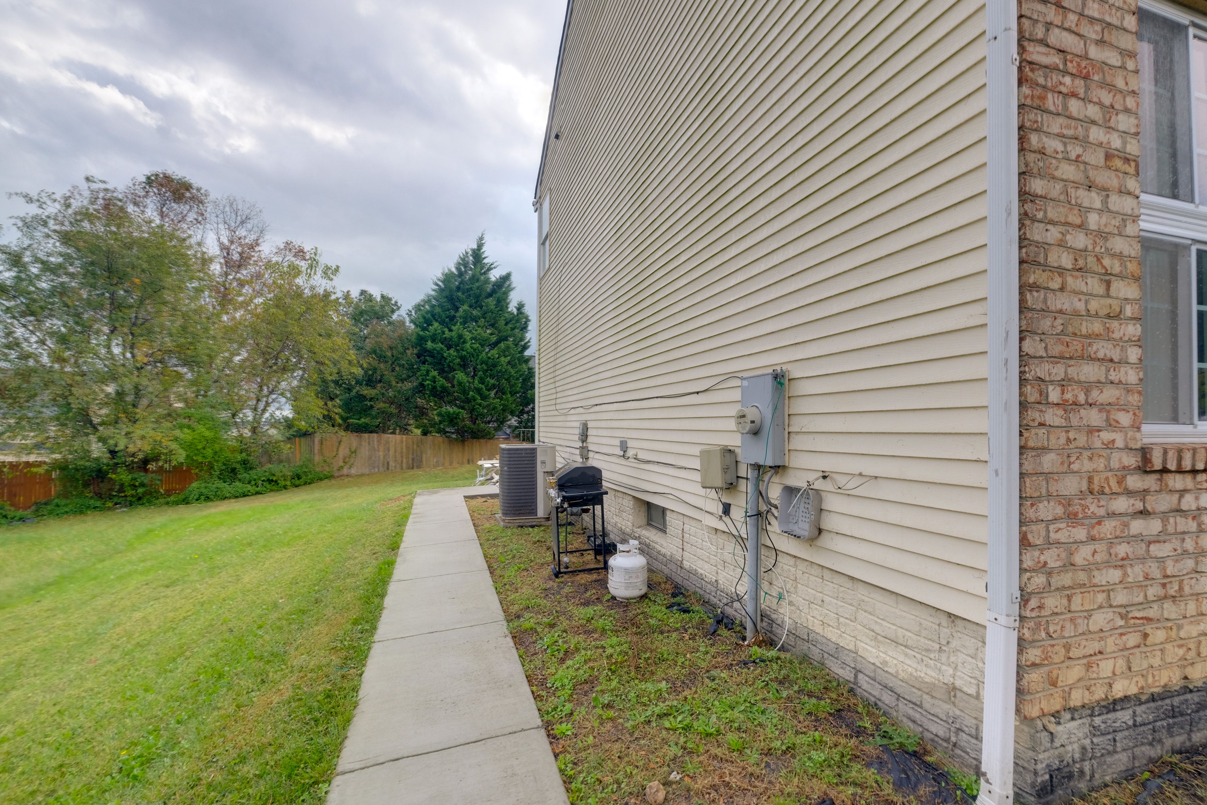 Walkway to Unit
