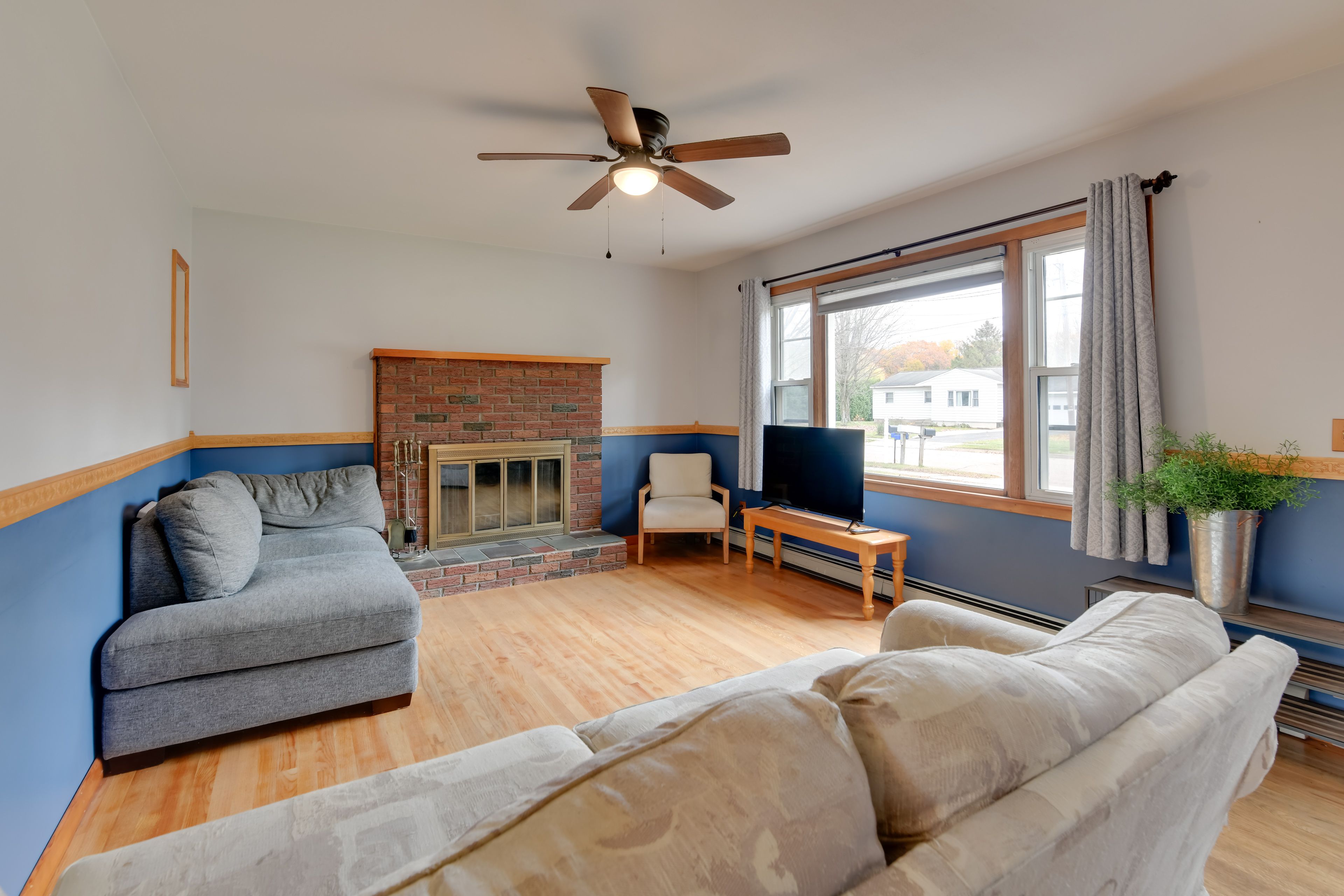 Living Room | Main Floor