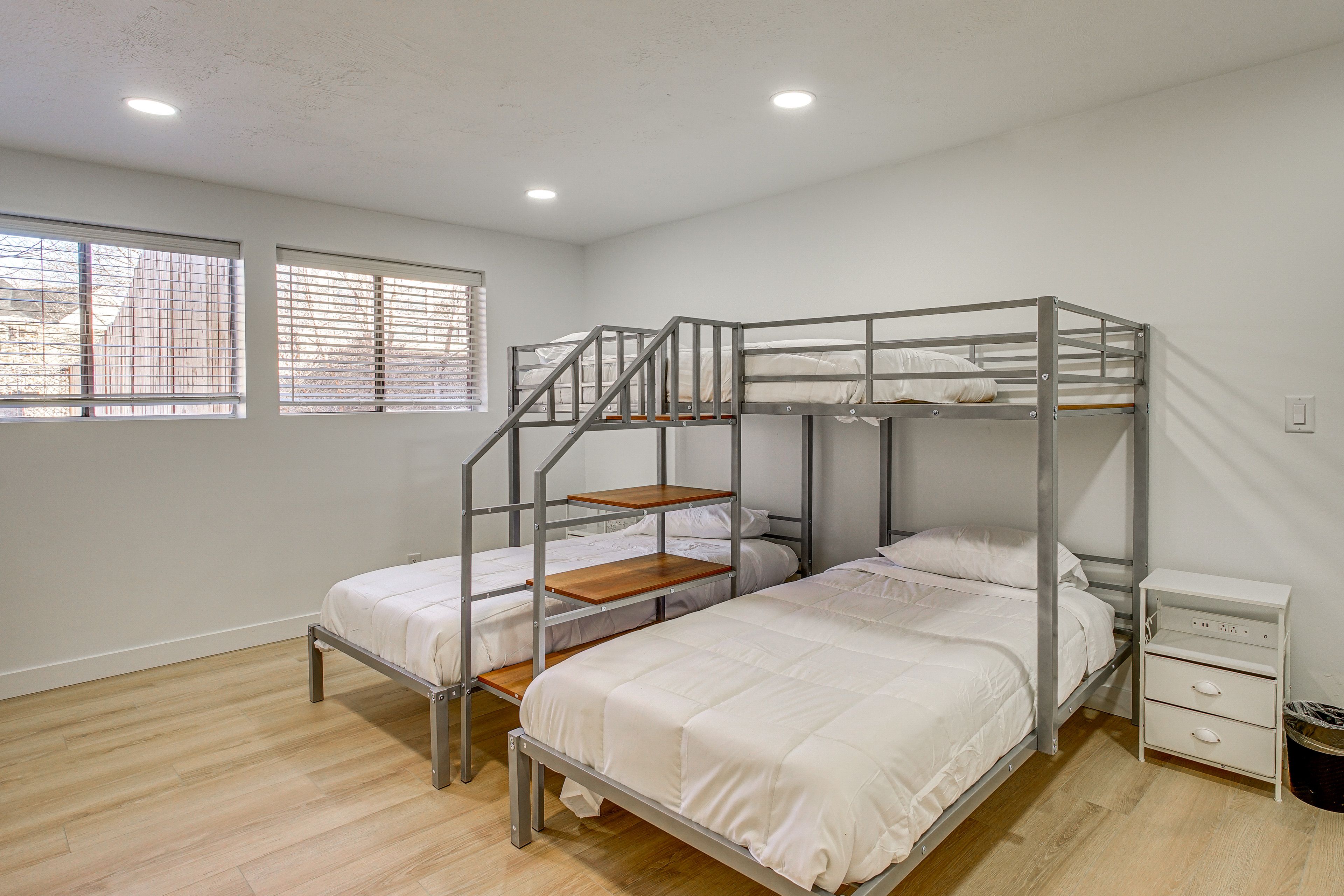 Bedroom 3 | 2 Twin Beds | Lofted Twin Bed