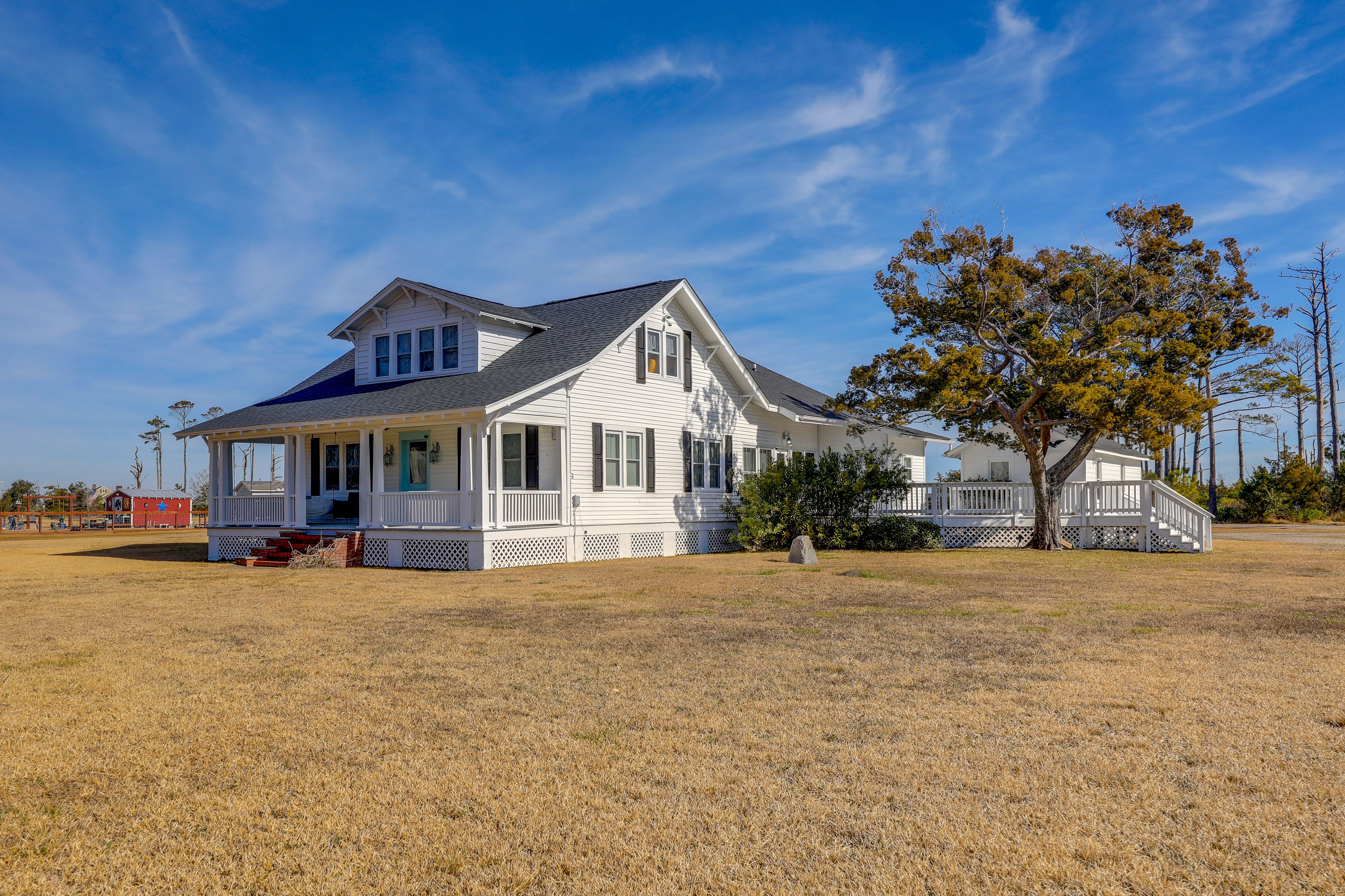 Parking | Shared Driveway (5 Vehicles) | Shared EV Charger