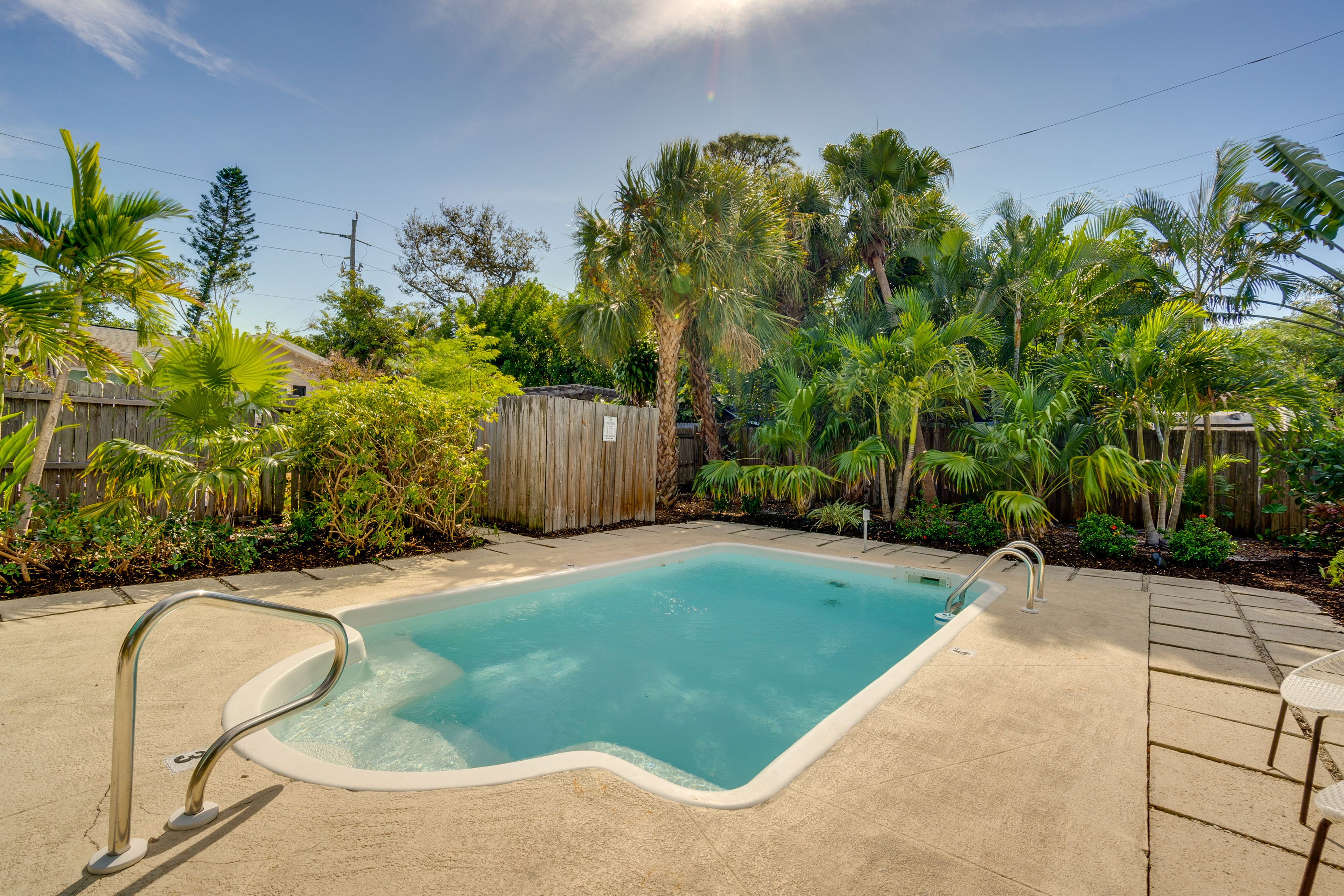 Backyard | Private Pool