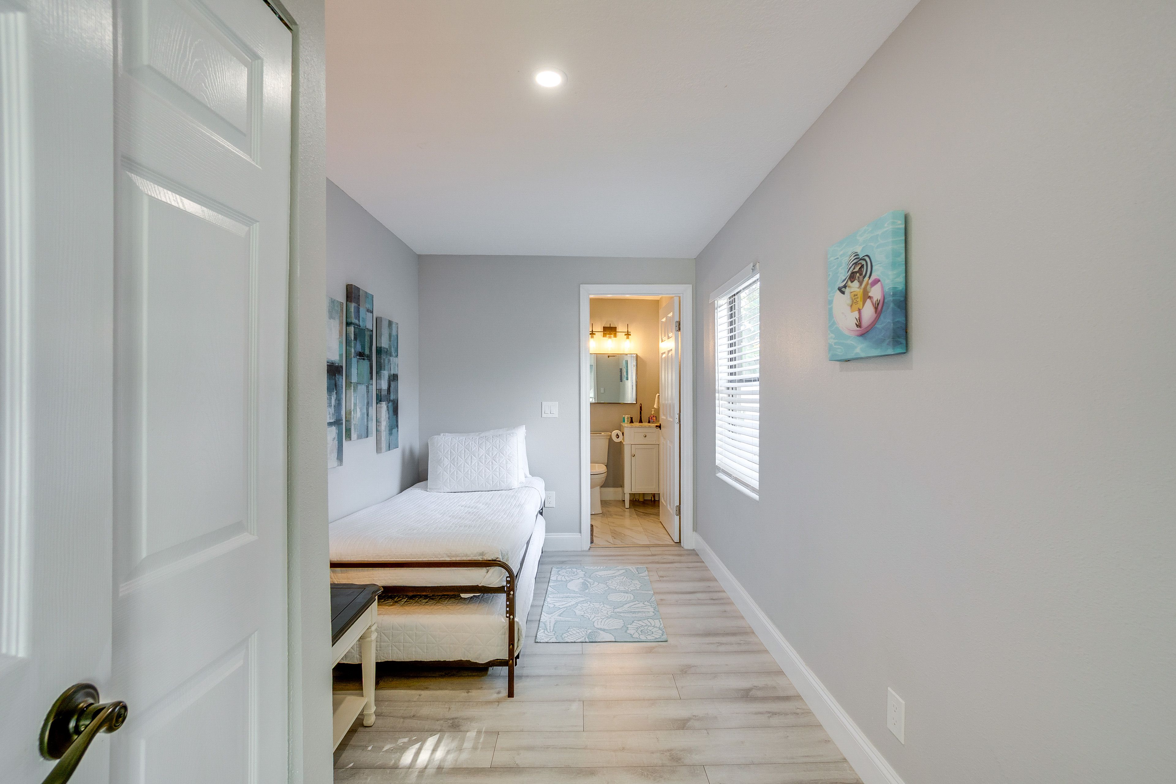 Bedroom 4 | 1st Floor | Twin Bed w/ Twin Trundle