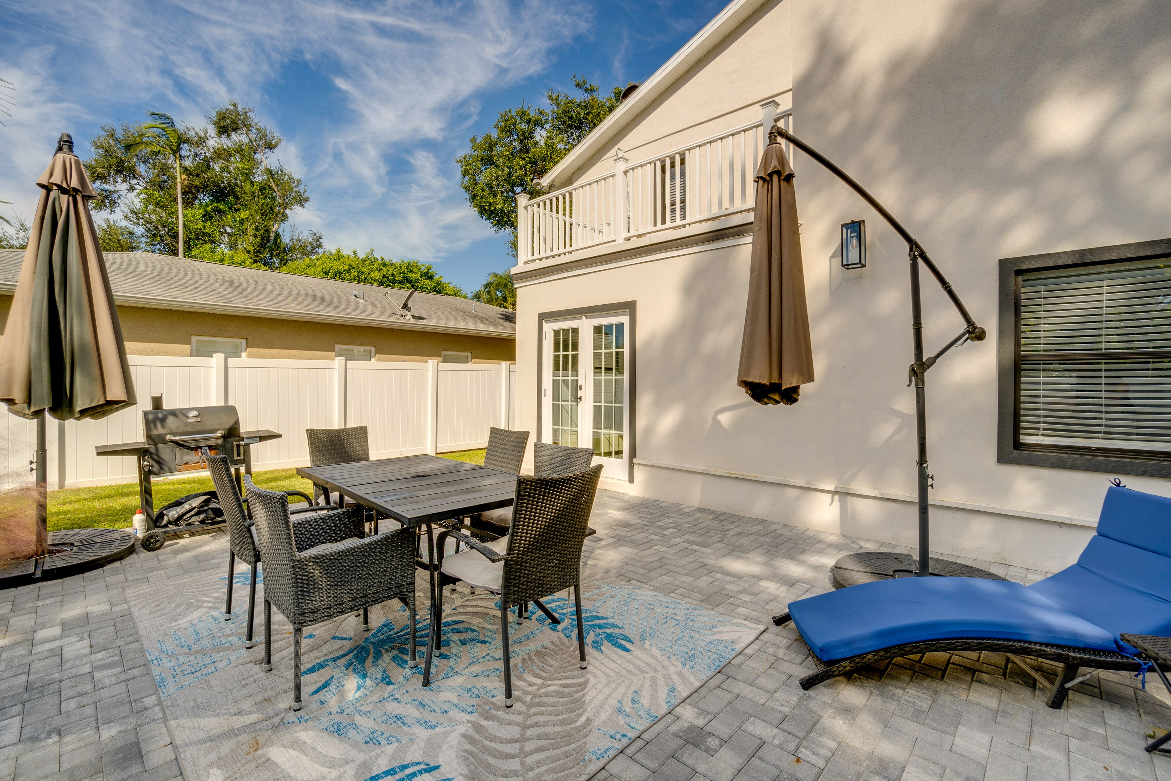 Sarasota Vacation Rental | 4BR | 3BA | 2,430 Sq Ft | 1 Step Required