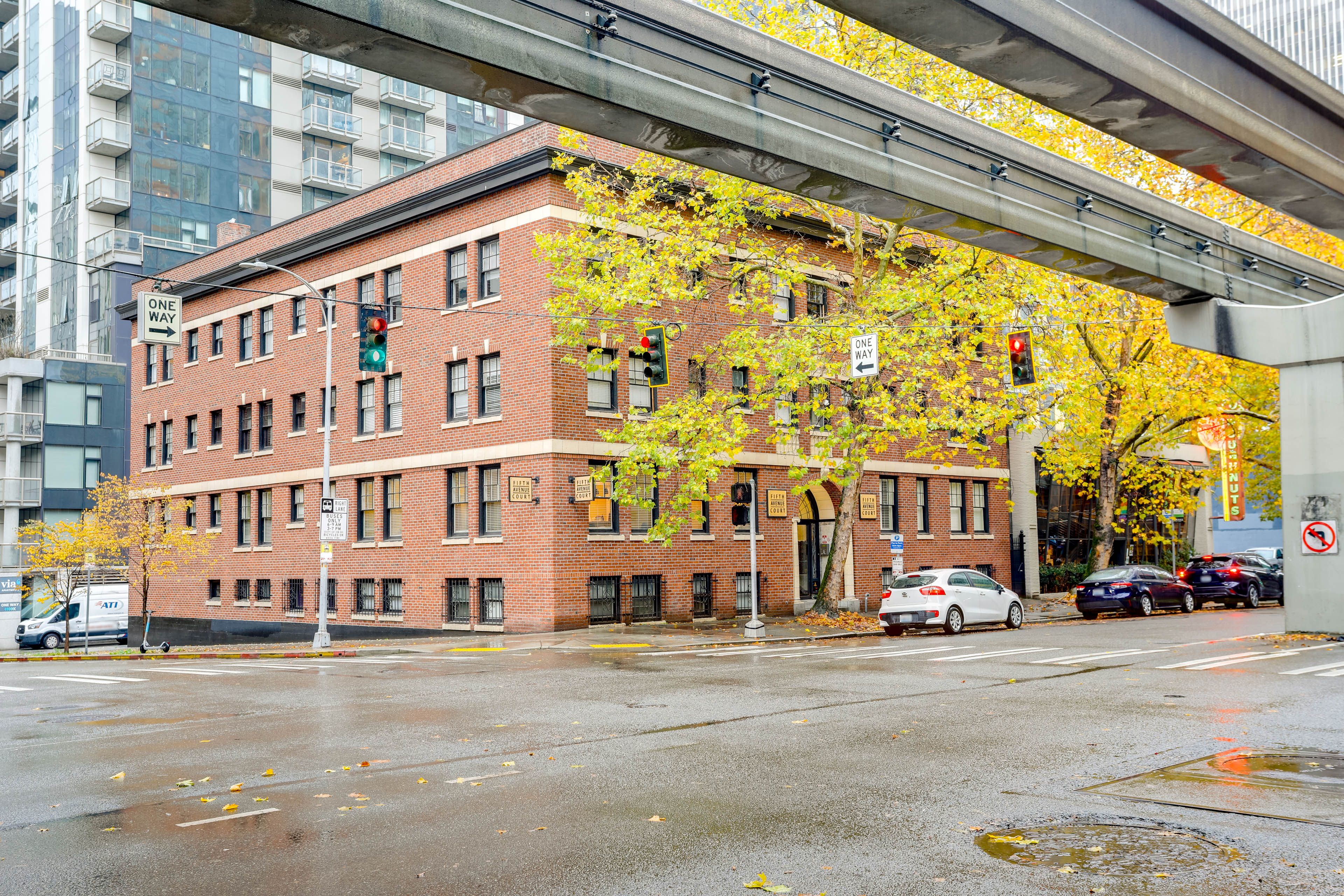 Property Exterior | Single-Story Studio