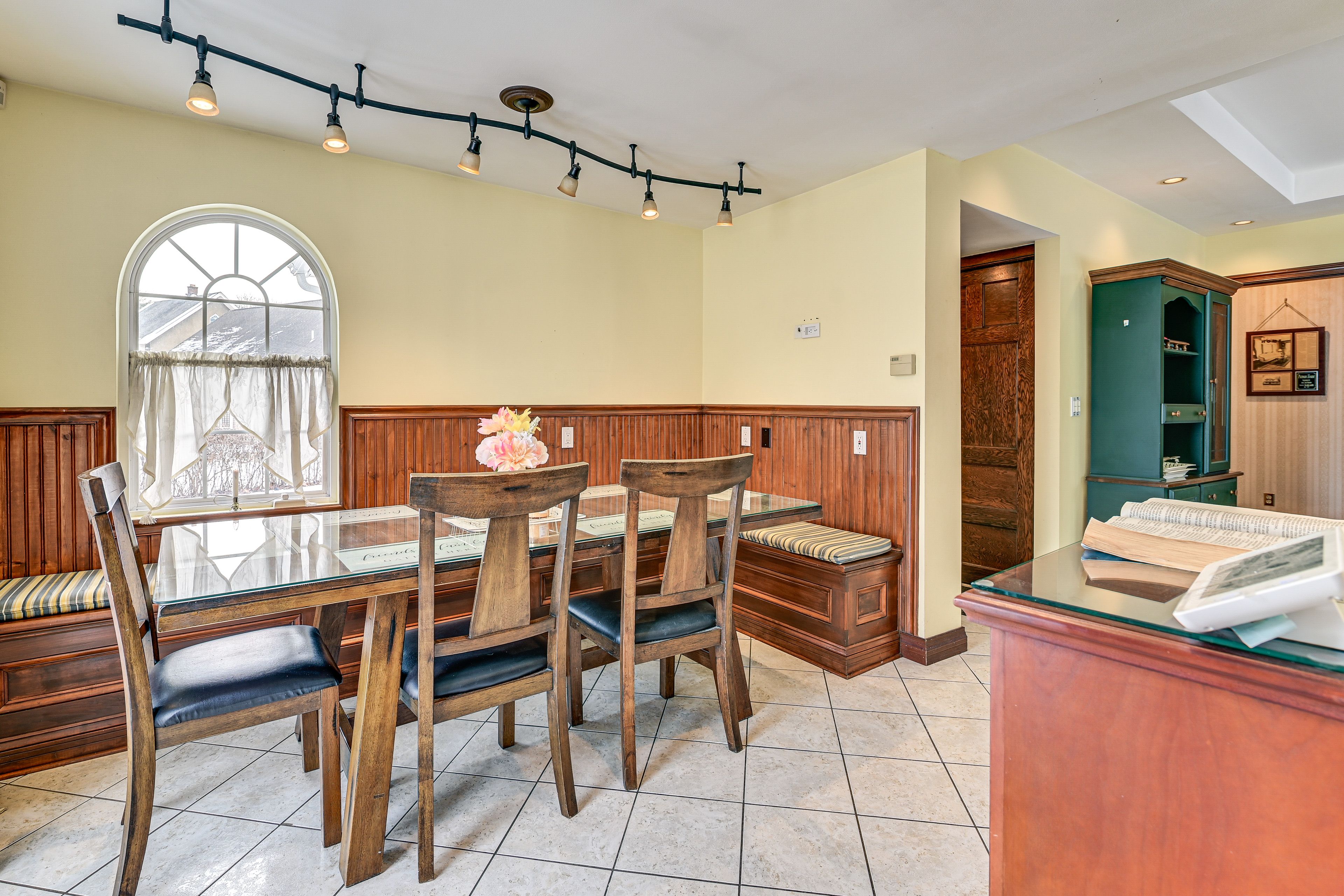 Dining Table | 1st Floor