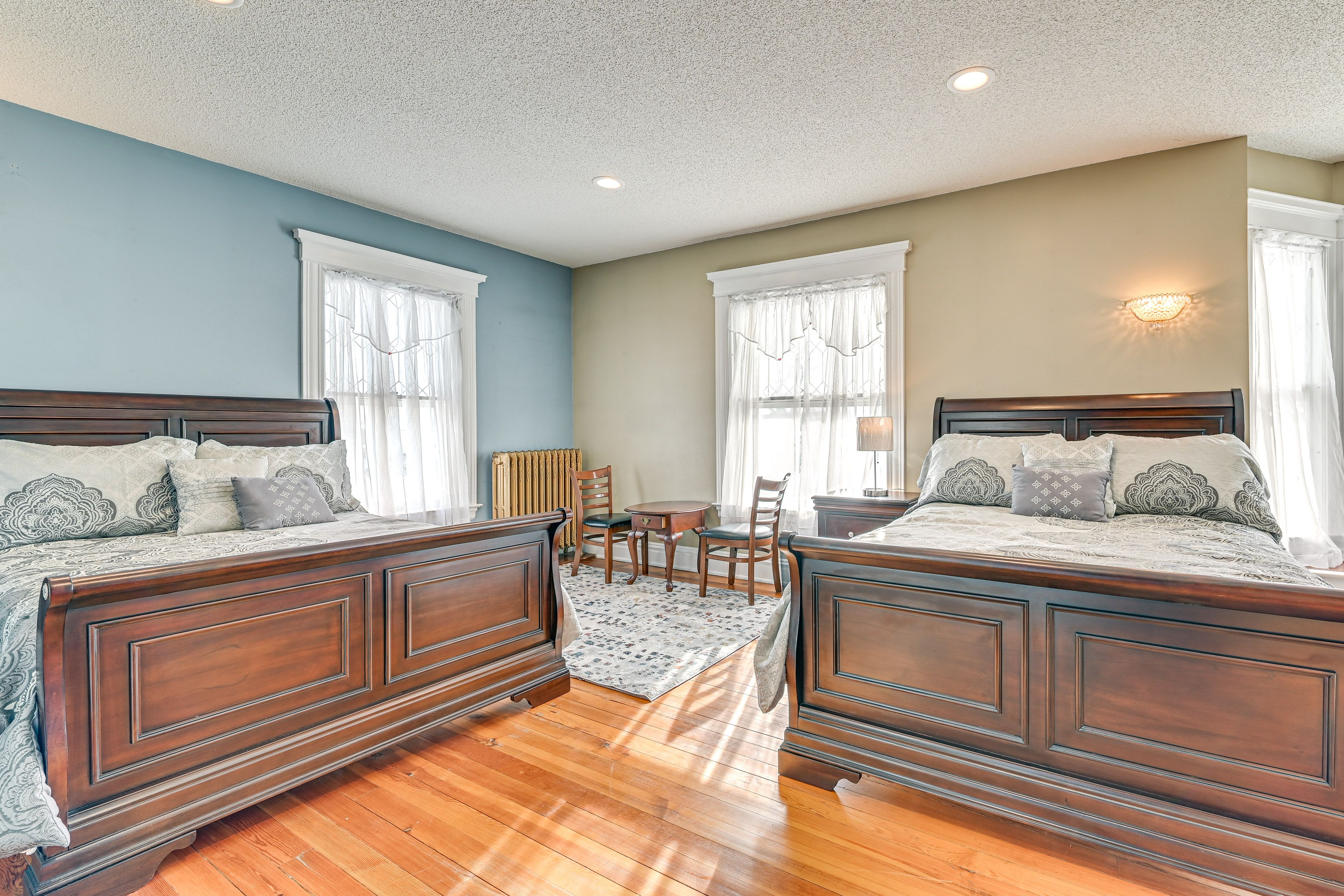 Bedroom 2 | 2 Full Beds | 2nd Floor