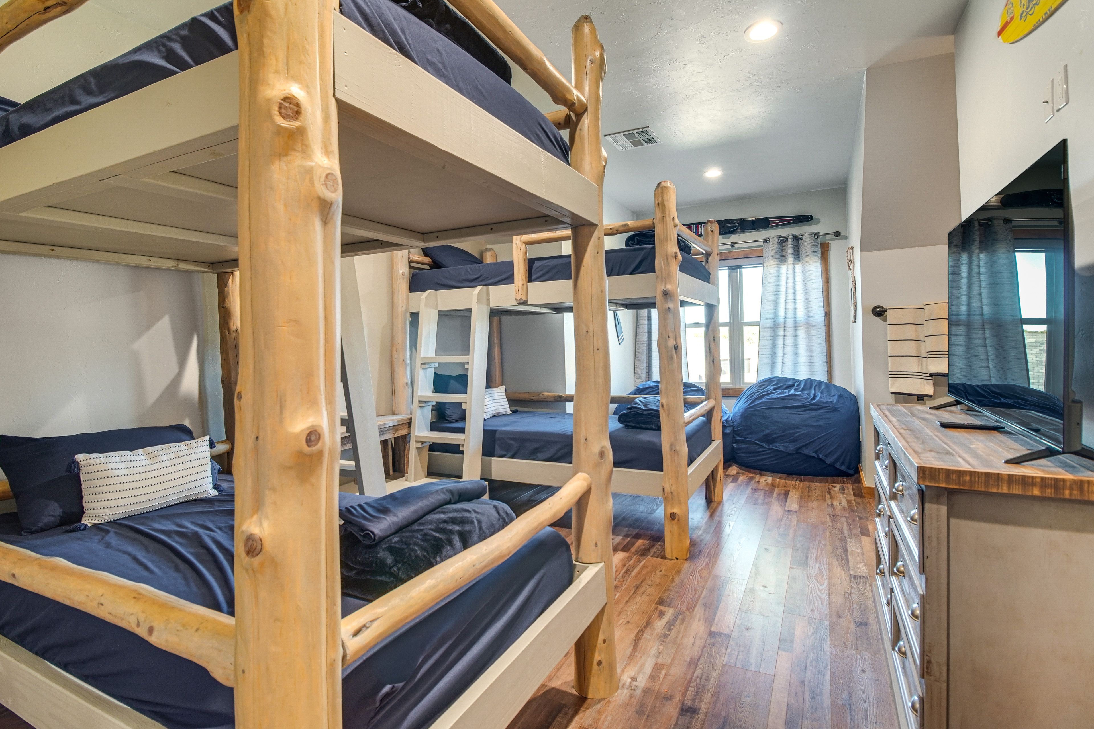 Bedroom 5 | 2nd Floor | 2 Twin Bunk Beds