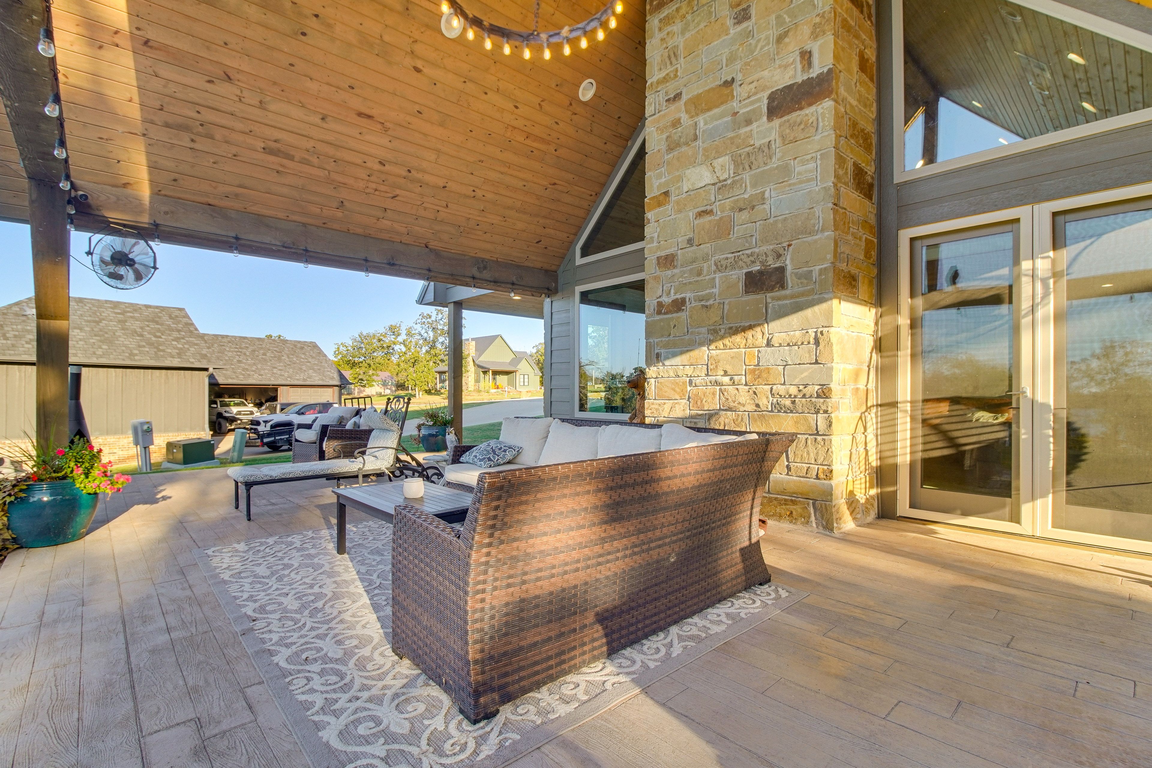 Furnished Patio | Dining Table | Gas Grill