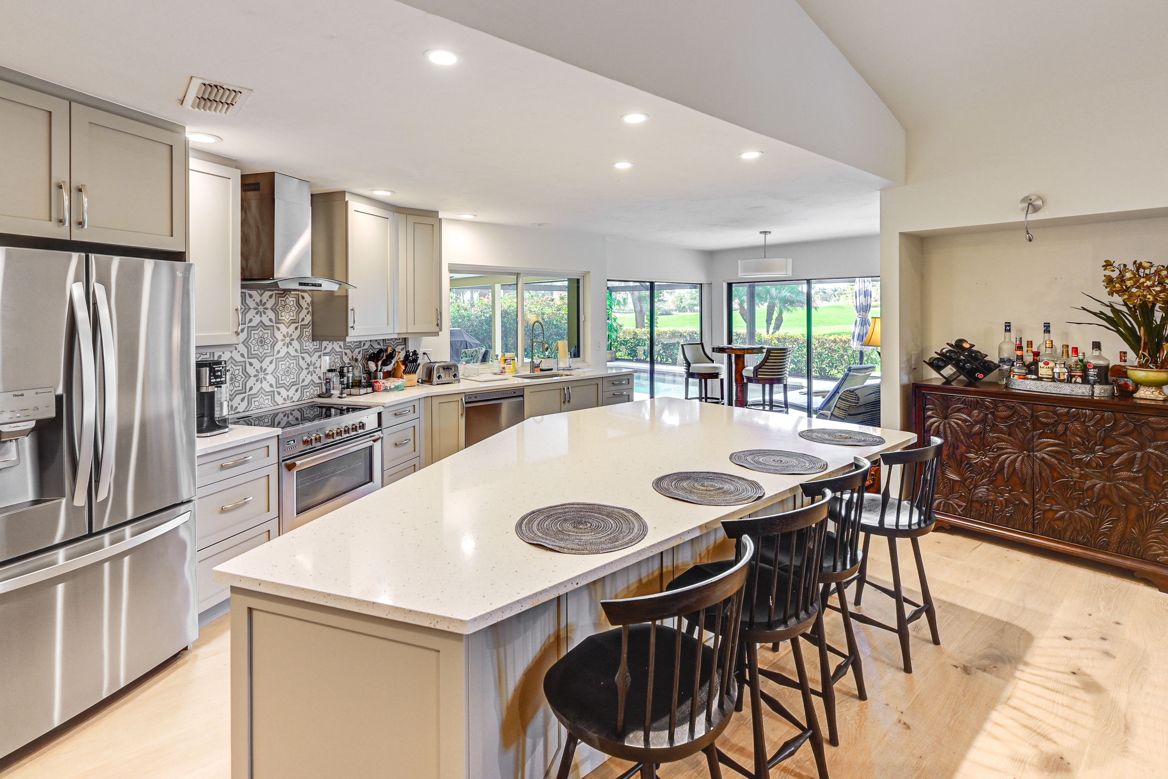 Kitchen | Dishwasher