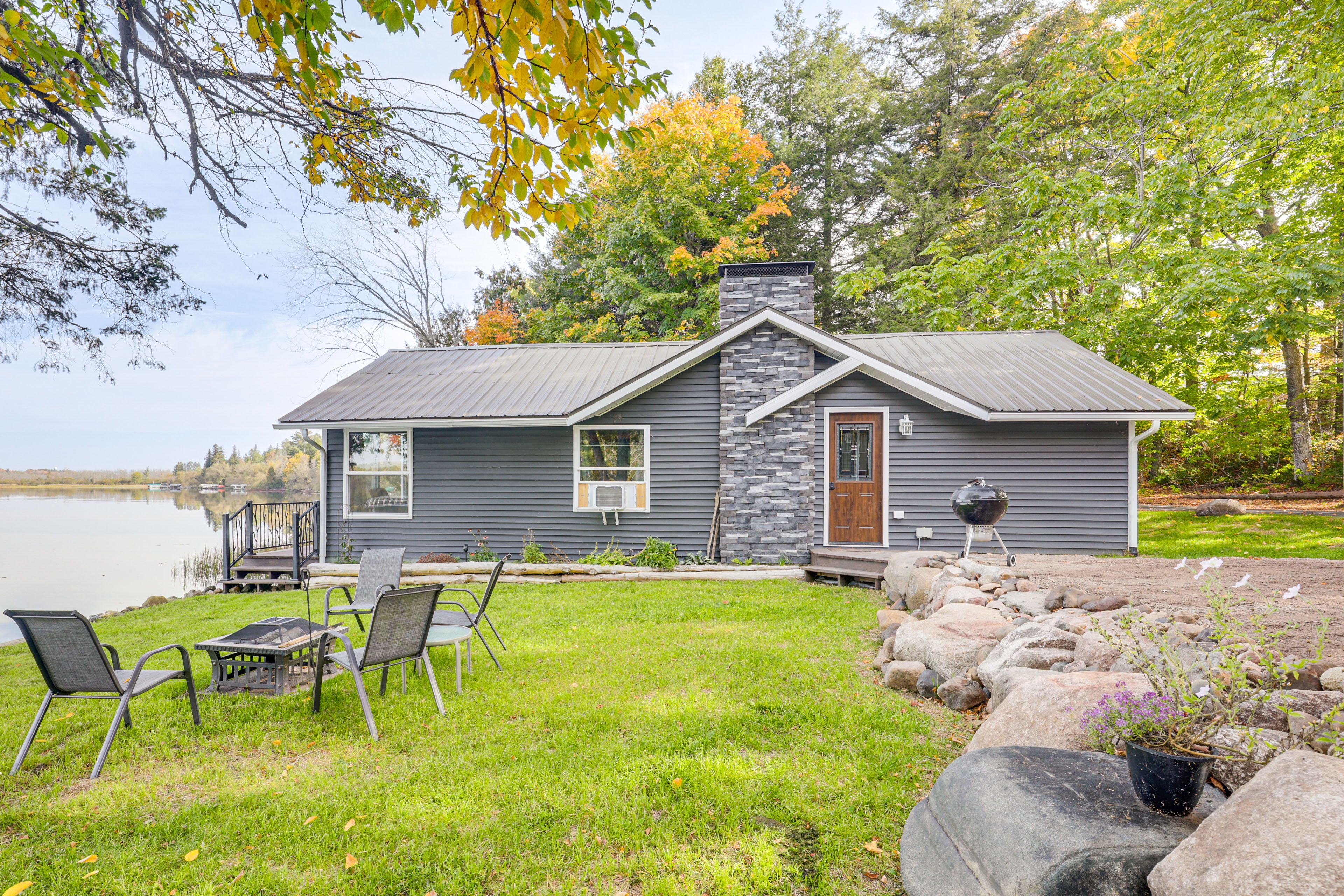 Backyard | Charcoal Grill