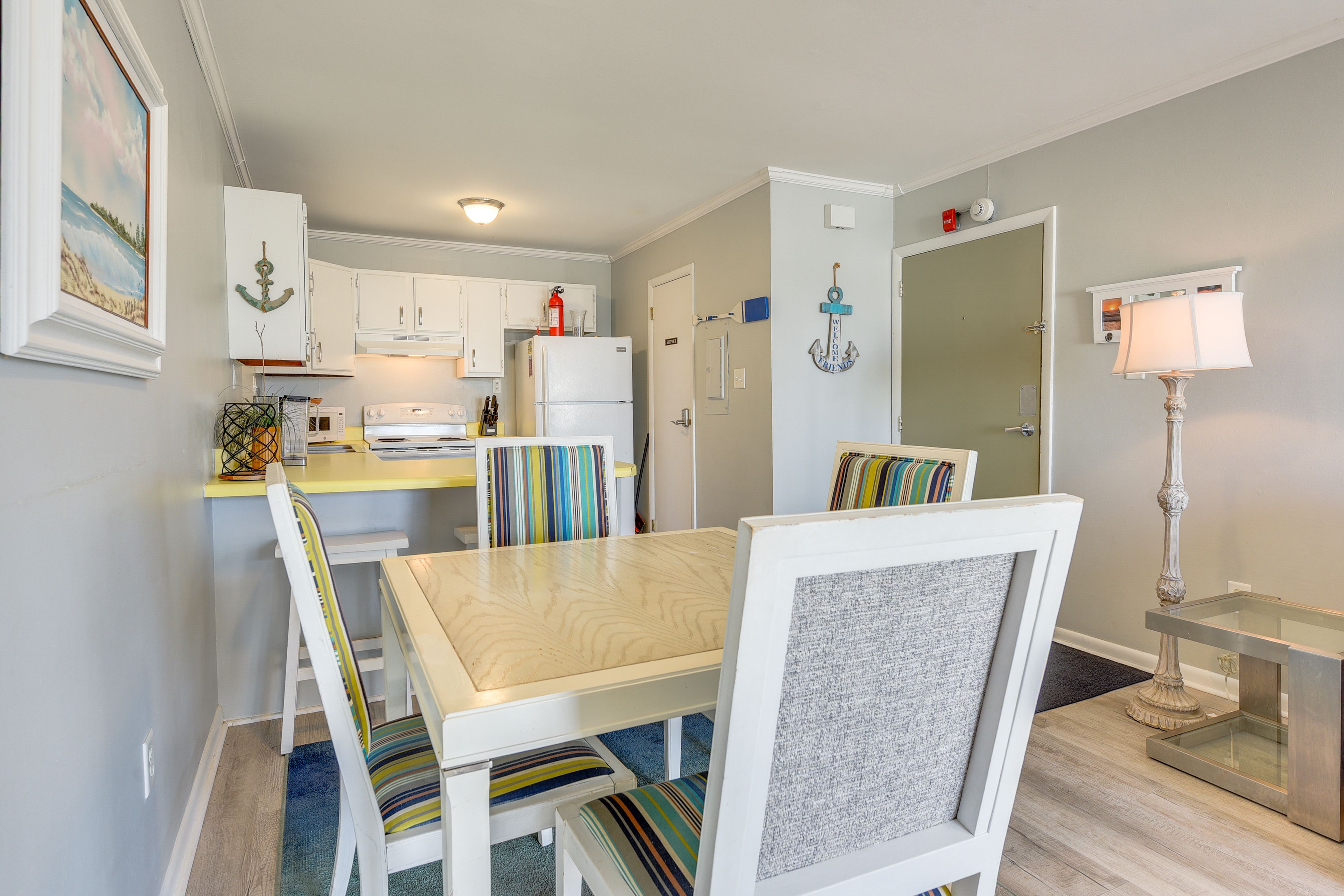 Kitchen & Dining Area | Central A/C & Heat