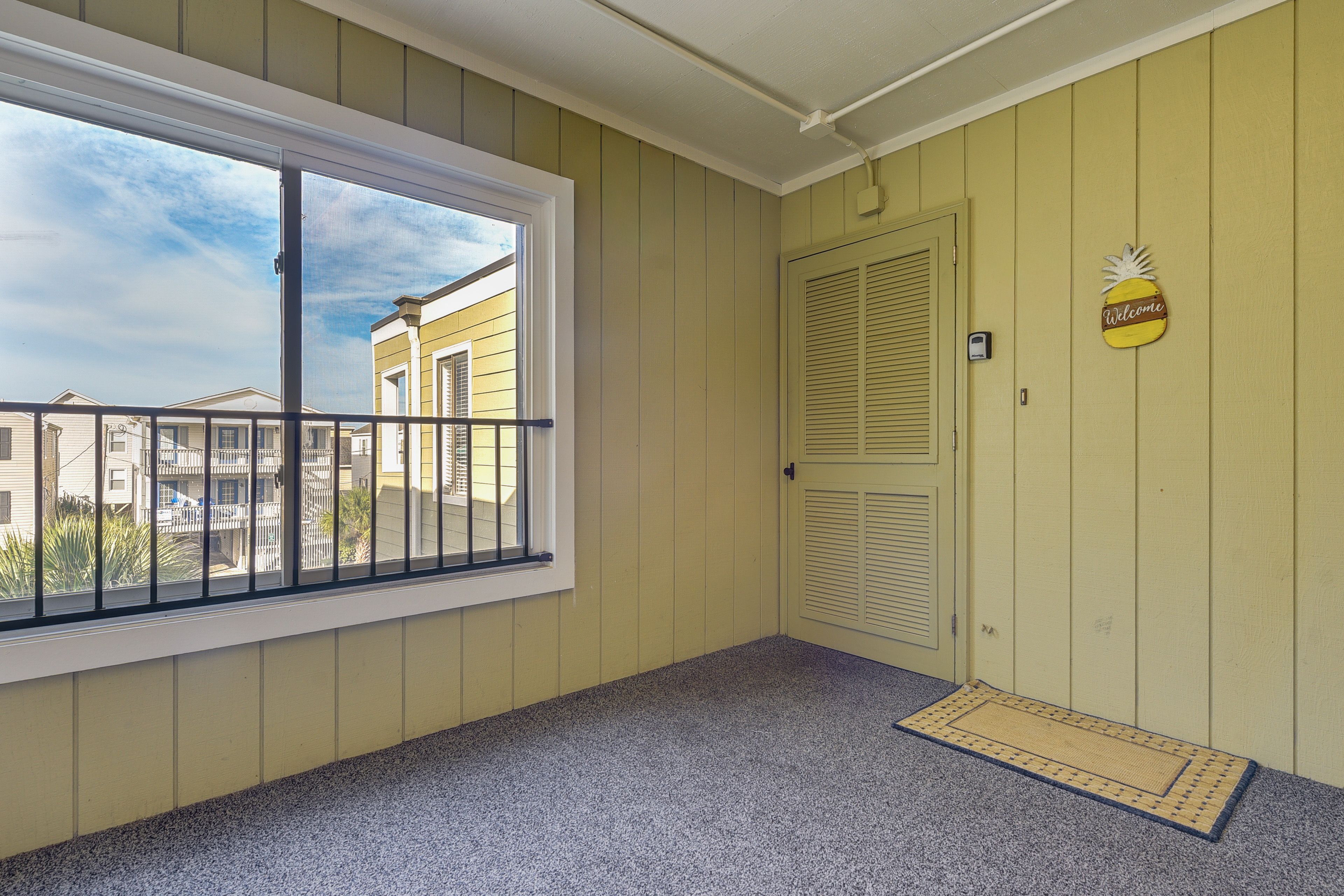 Private Entrance