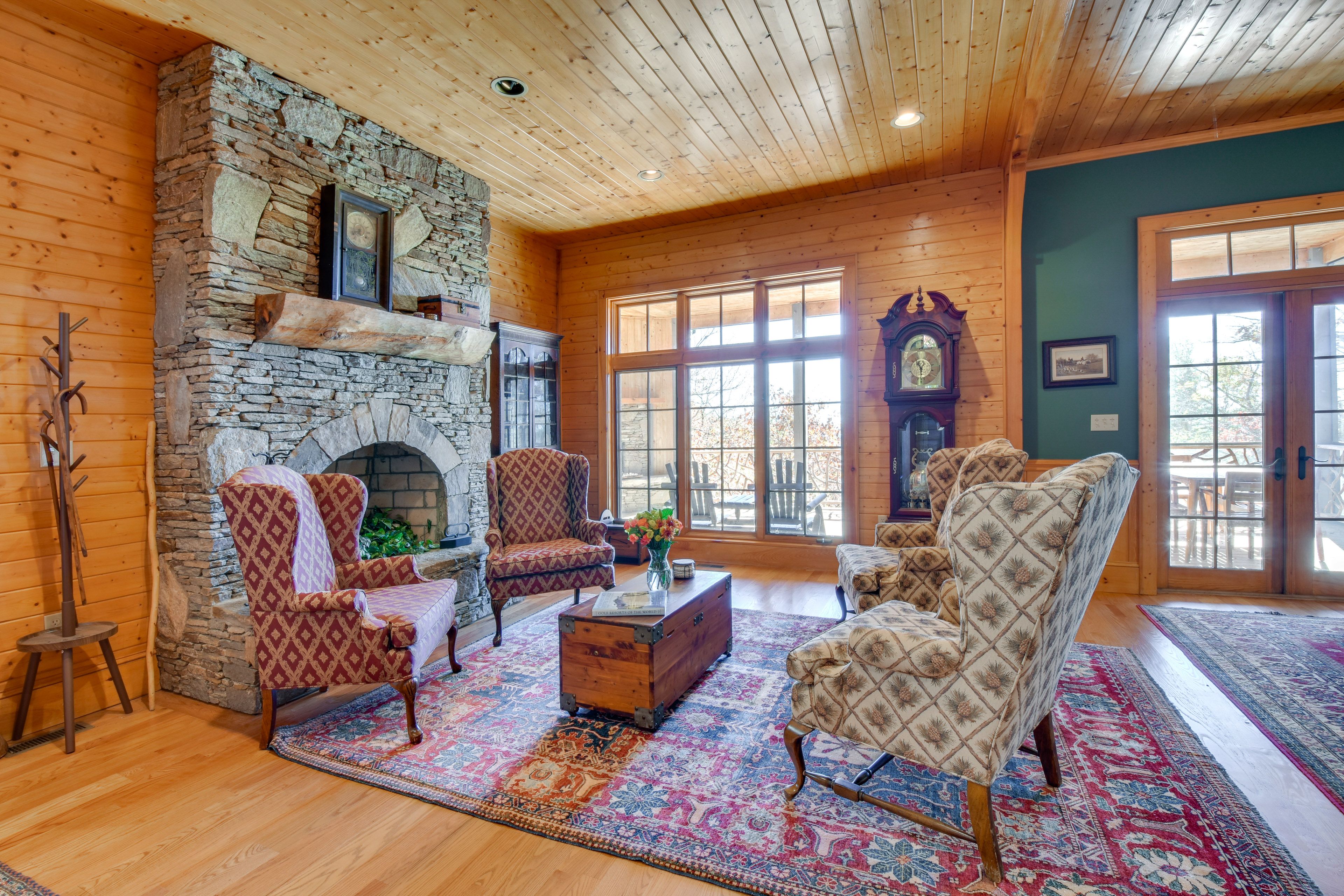 Family Room | Main Level