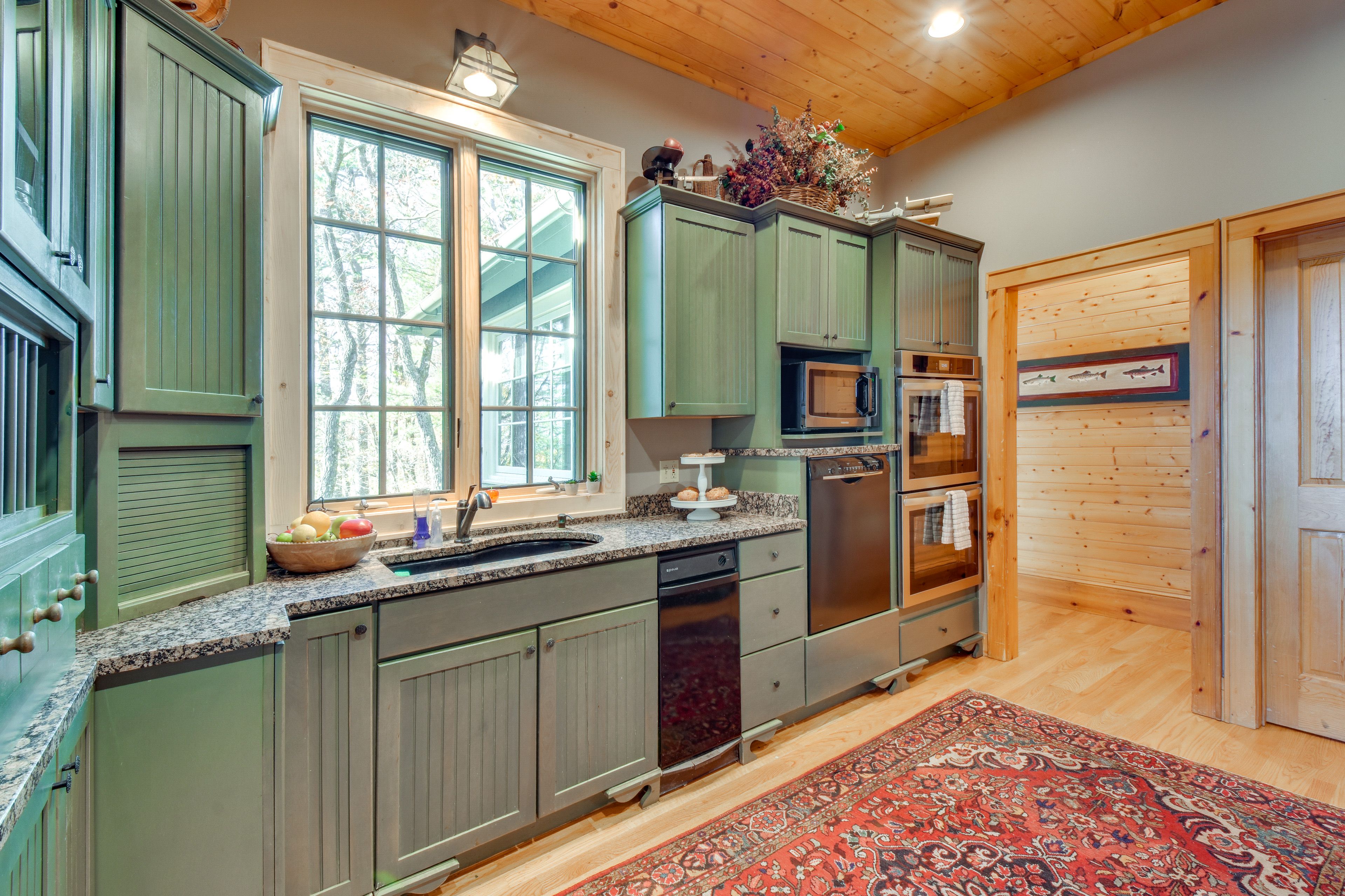 Kitchen | Main Level | Keurig Coffee Maker | Toaster | Cooking Basics