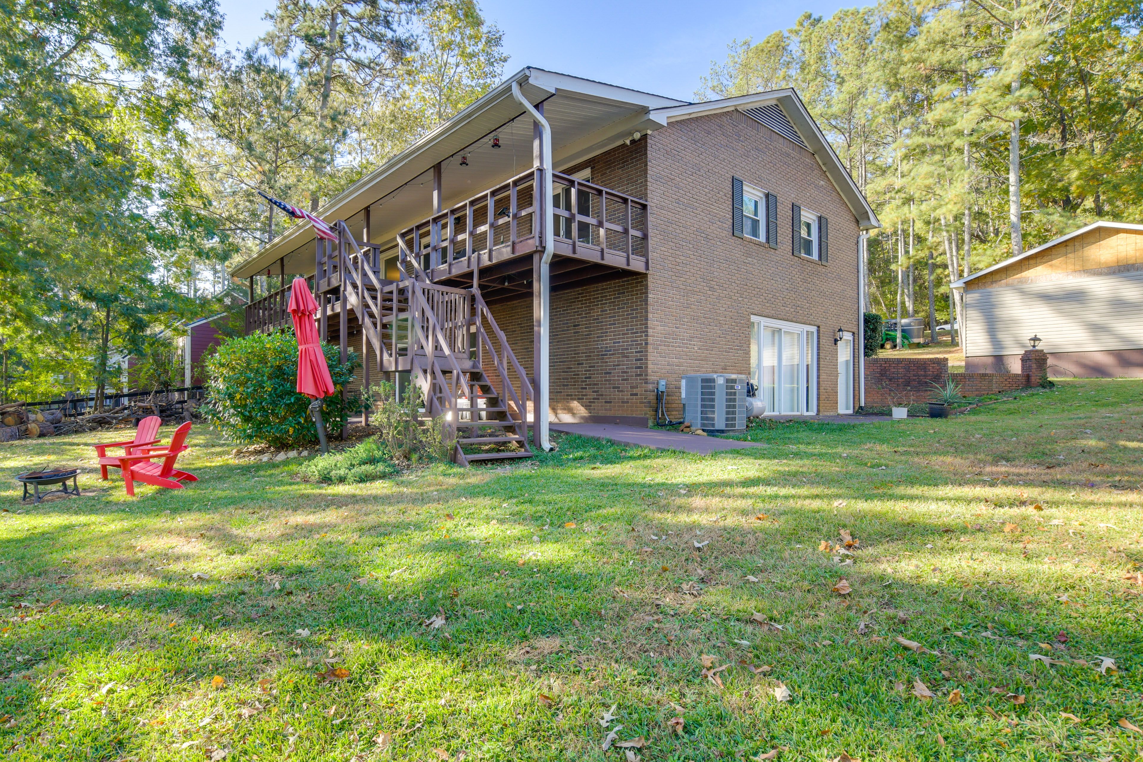 Home Exterior | Backyard