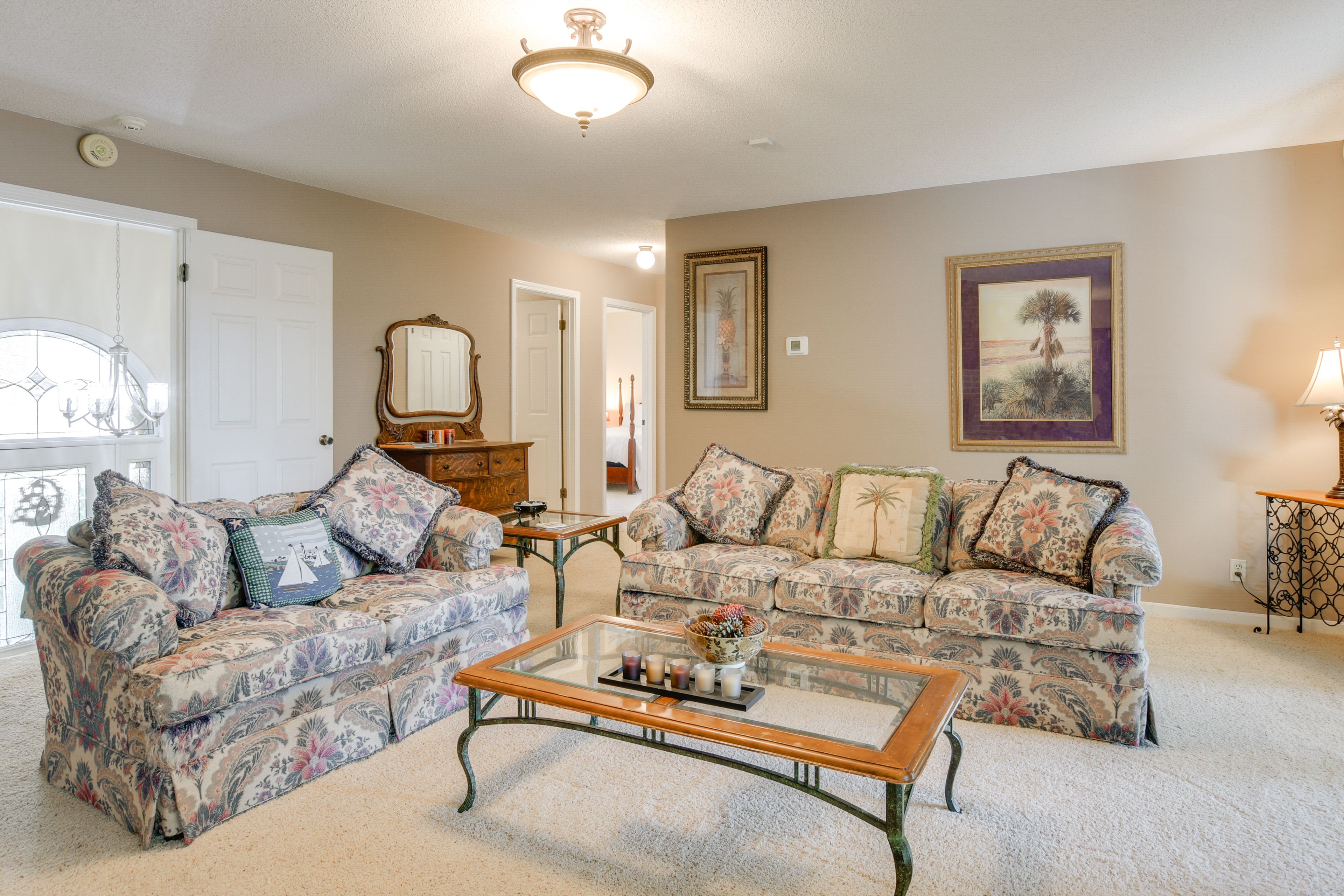 Upstairs Living Room | Full Sleeper Sofa | Main Level