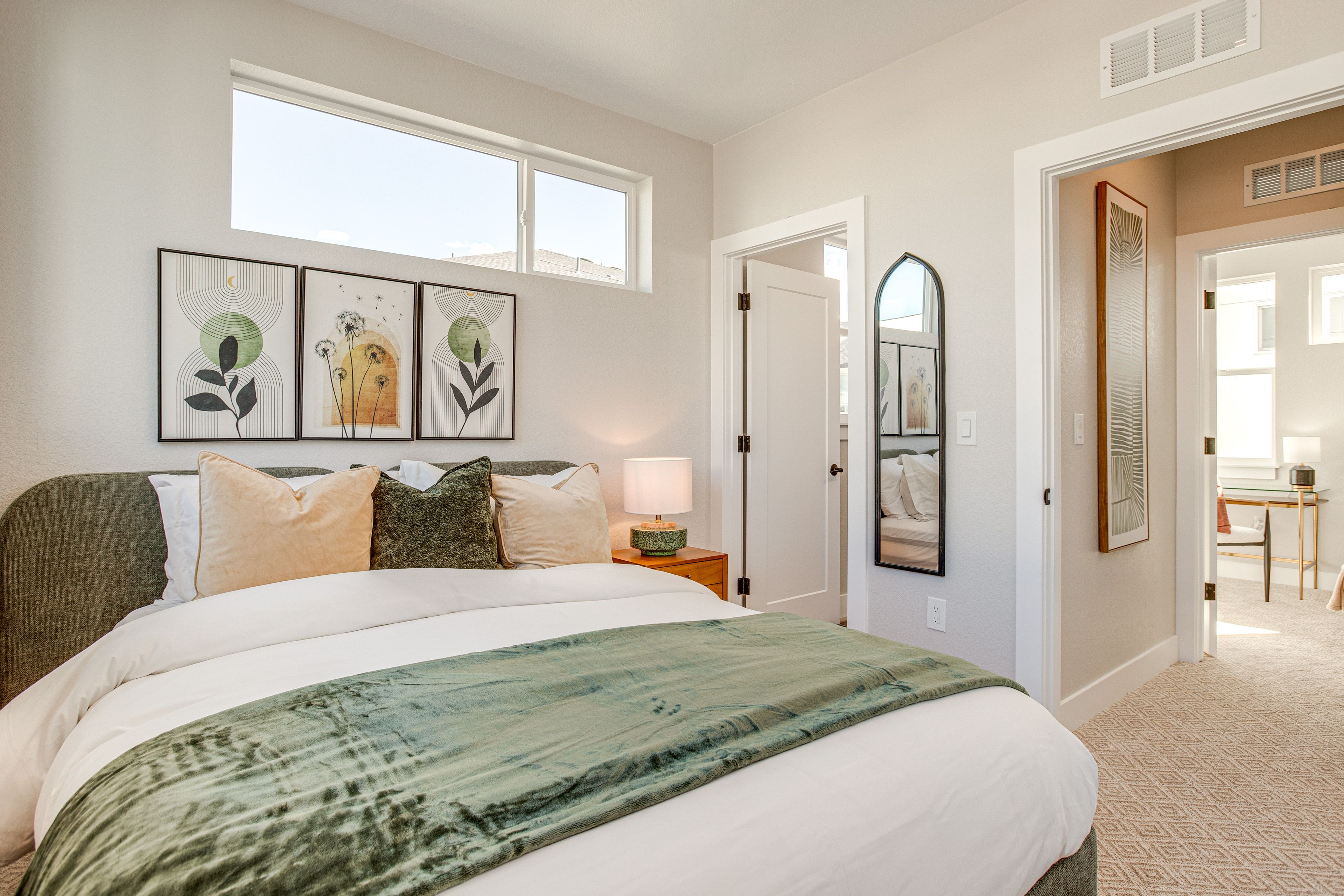 Bedroom 1 | Queen Bed | 3rd Floor