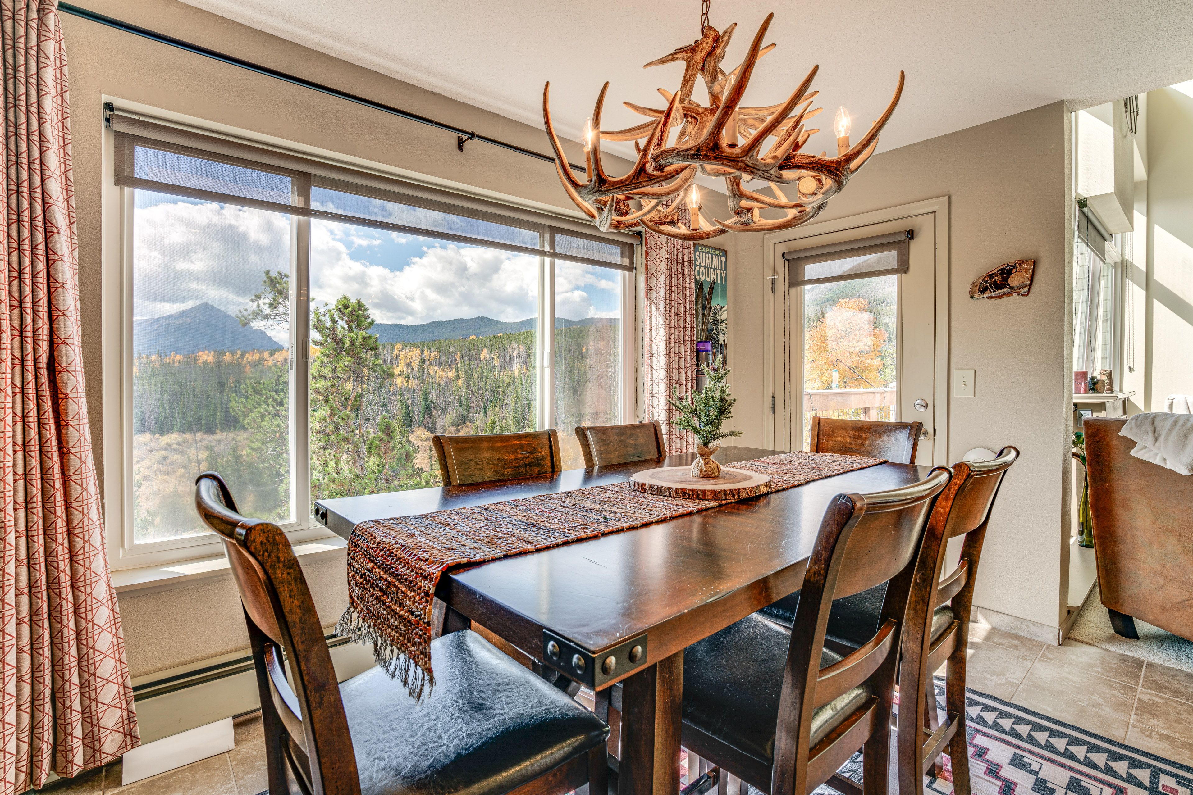 Dining Area | 2-Story Unit