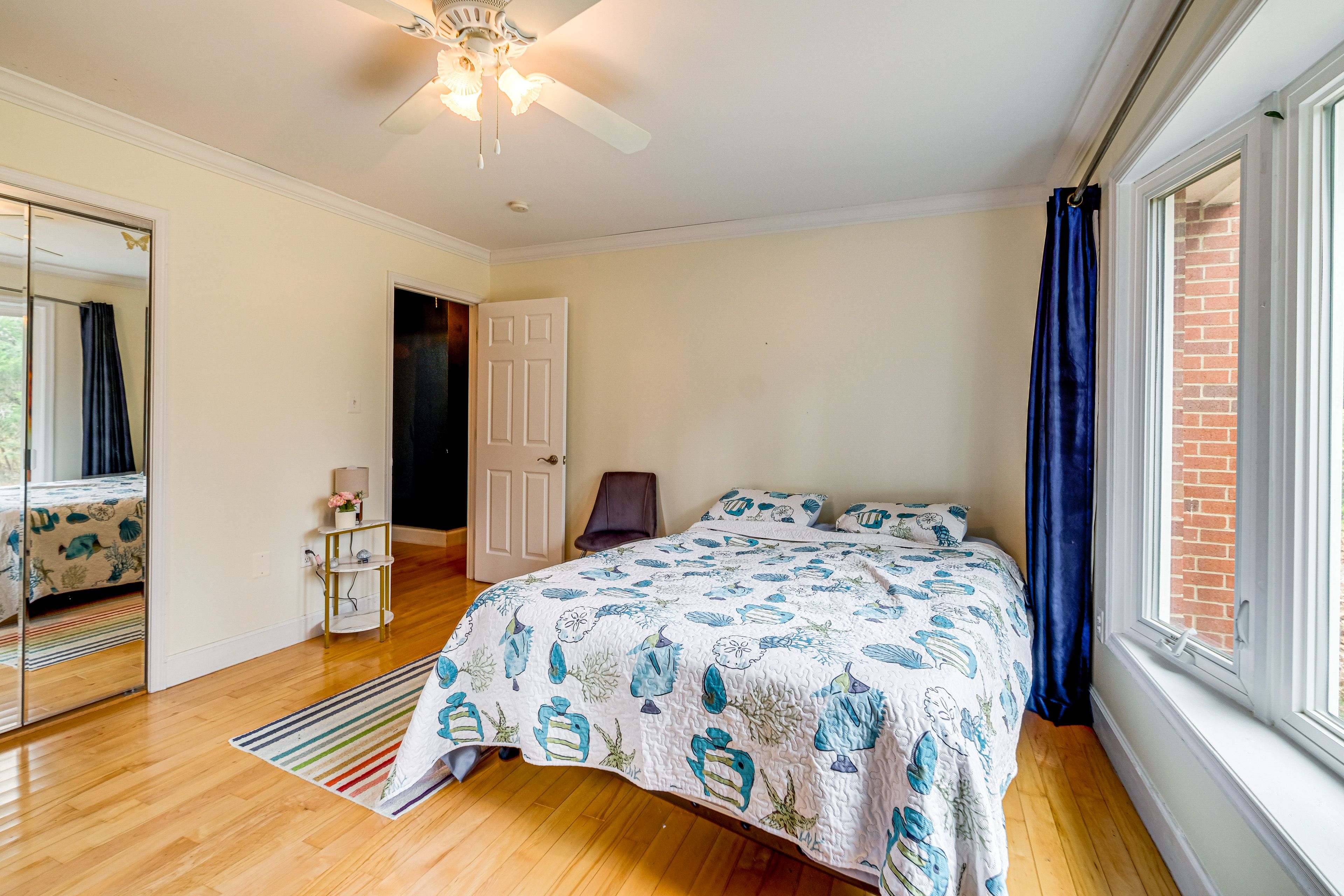 Bedroom 2 | Queen Bed