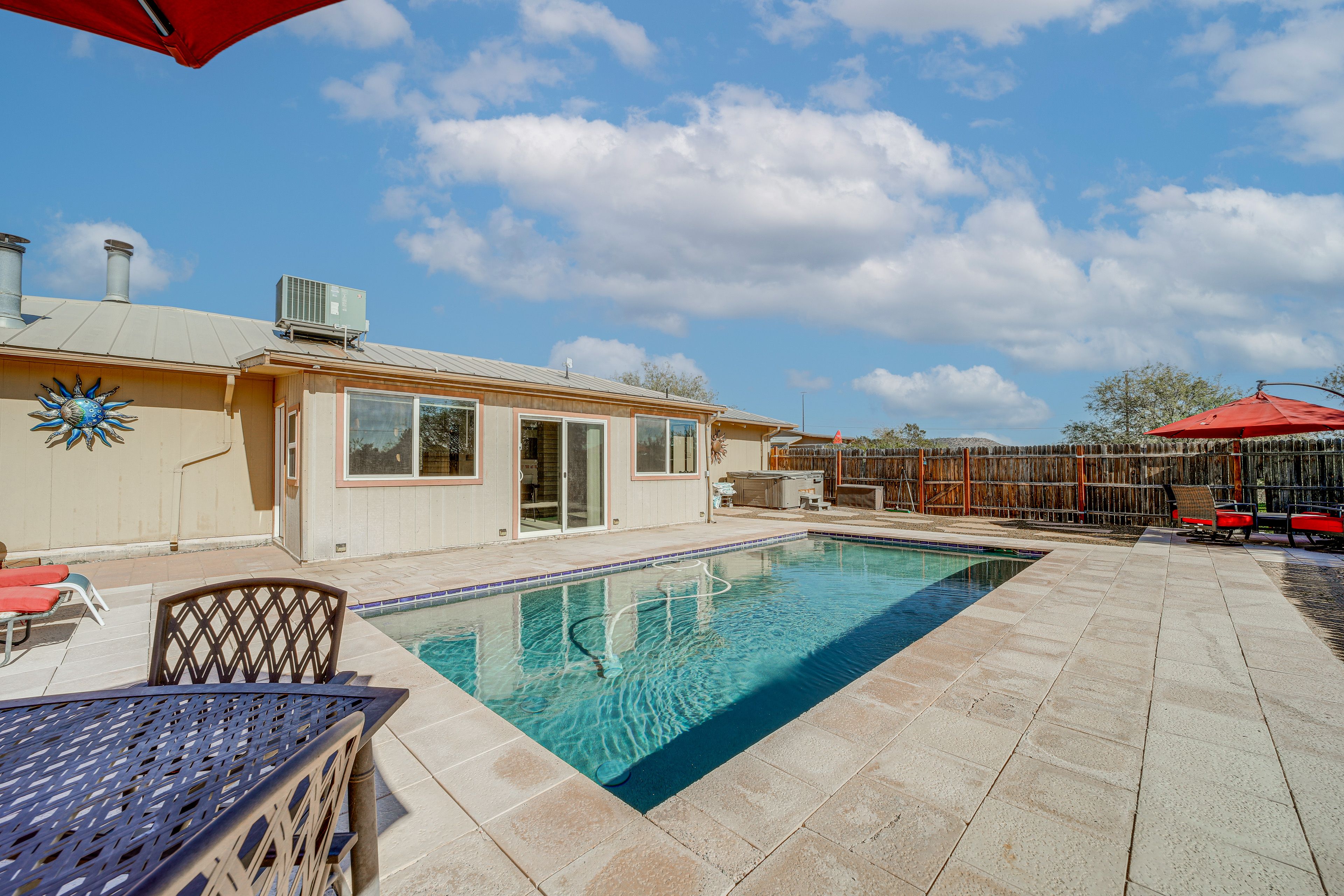 Cornville Vacation Rental | 3BR | 2BA | 1 Step to Enter | 1,900 Sq Ft