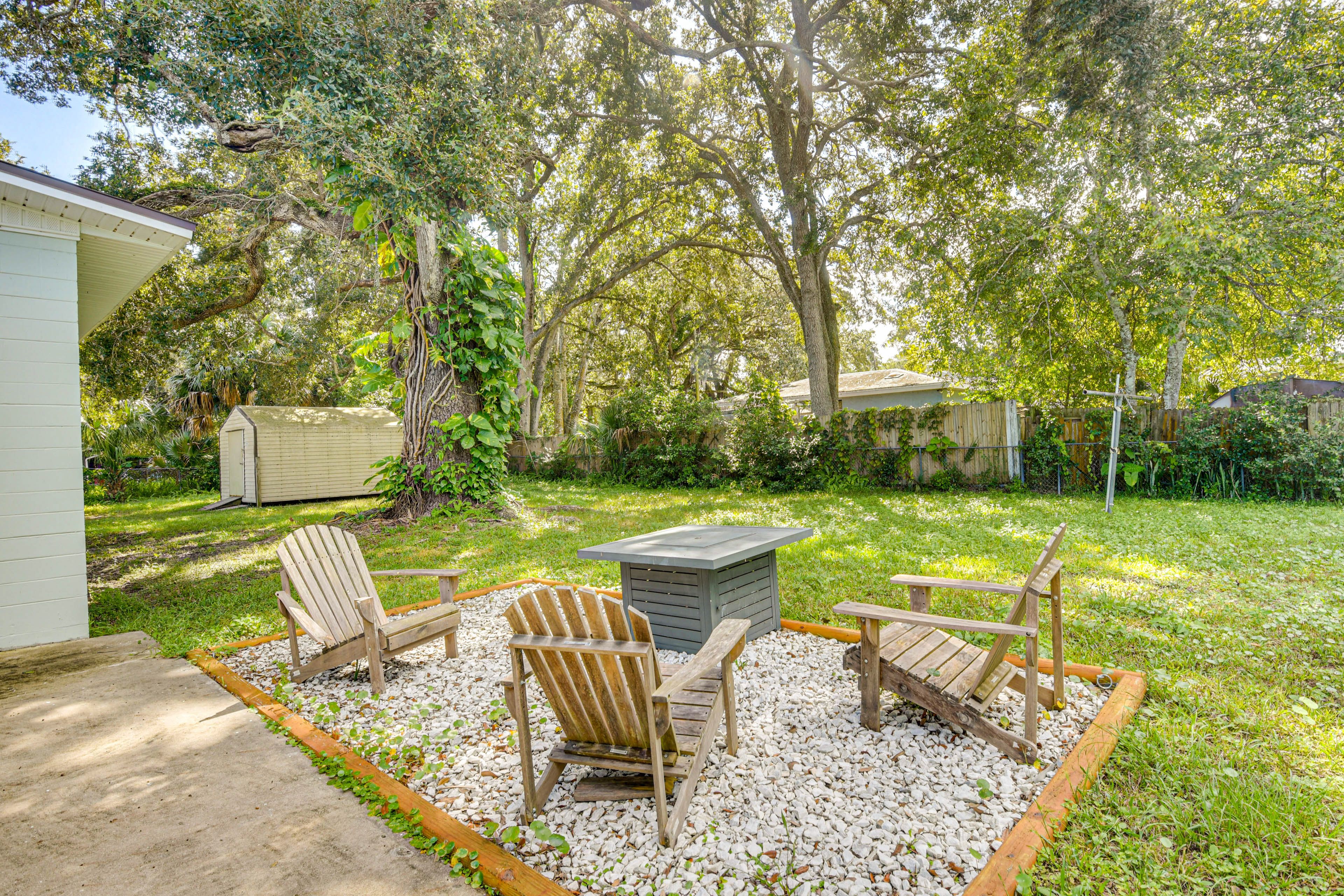 Daytona Beach Vacation Rental | 4BR | 2BA | 1,200 Sq Ft | 2 Steps to Enter