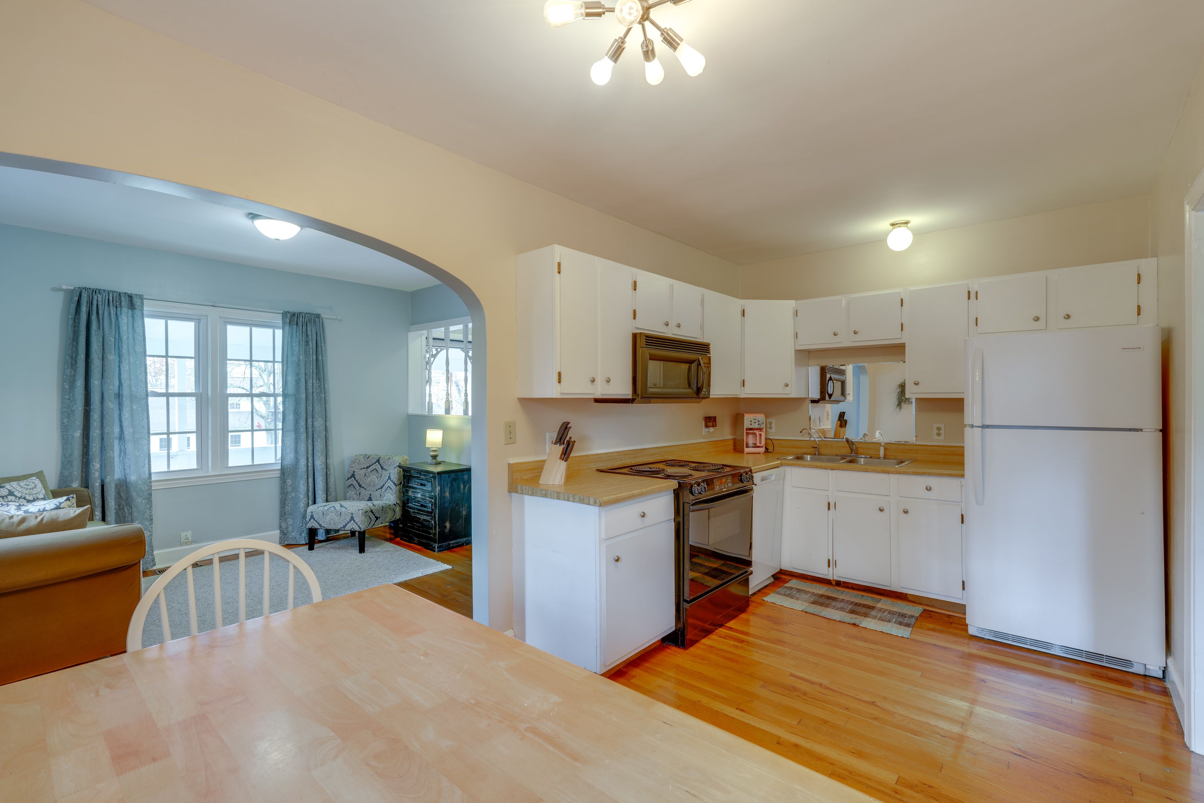 Dining Area & Kitchen | Drip Coffee Pot