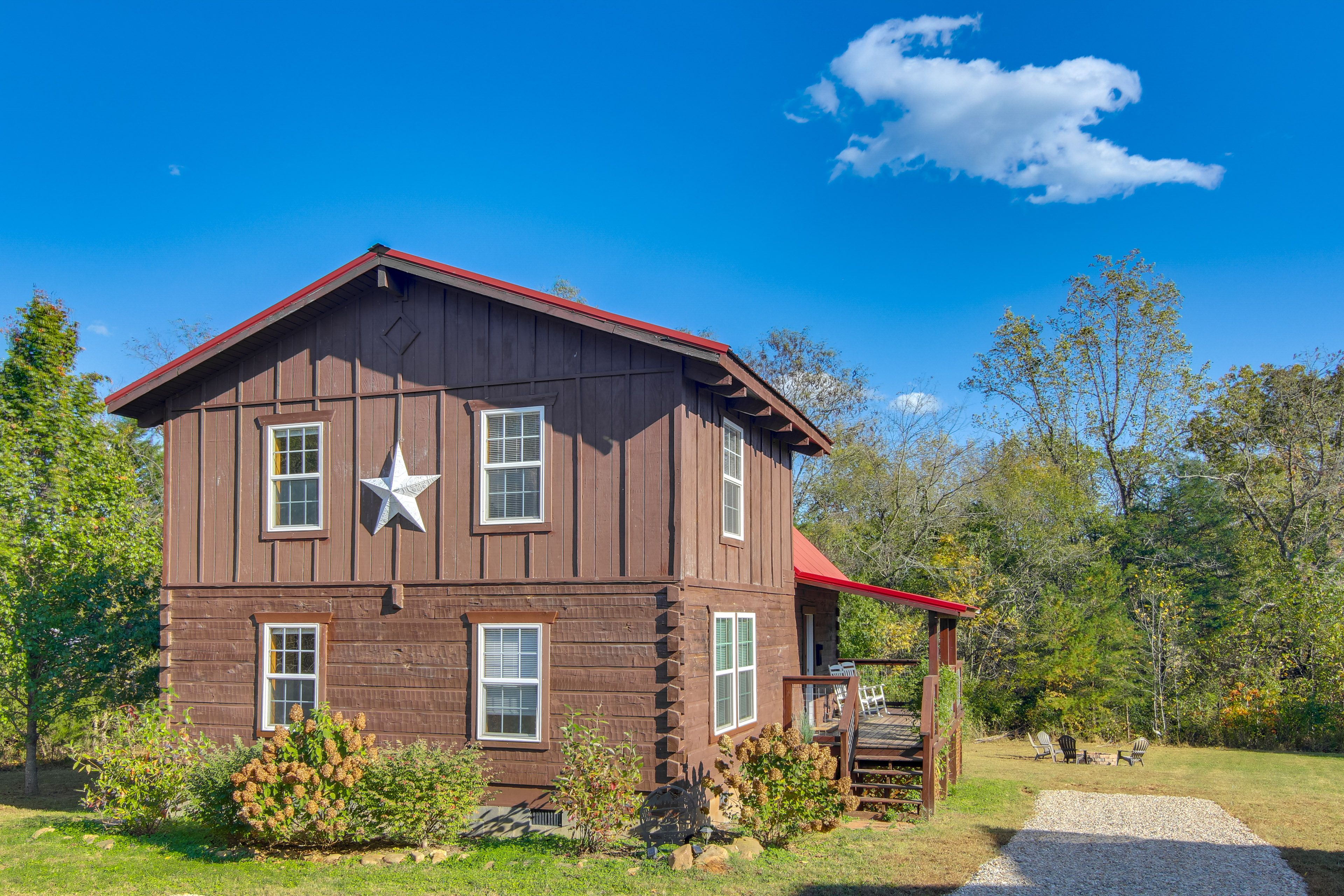 Cabin Exterior | Forest Views | Gravel Driveway Parking