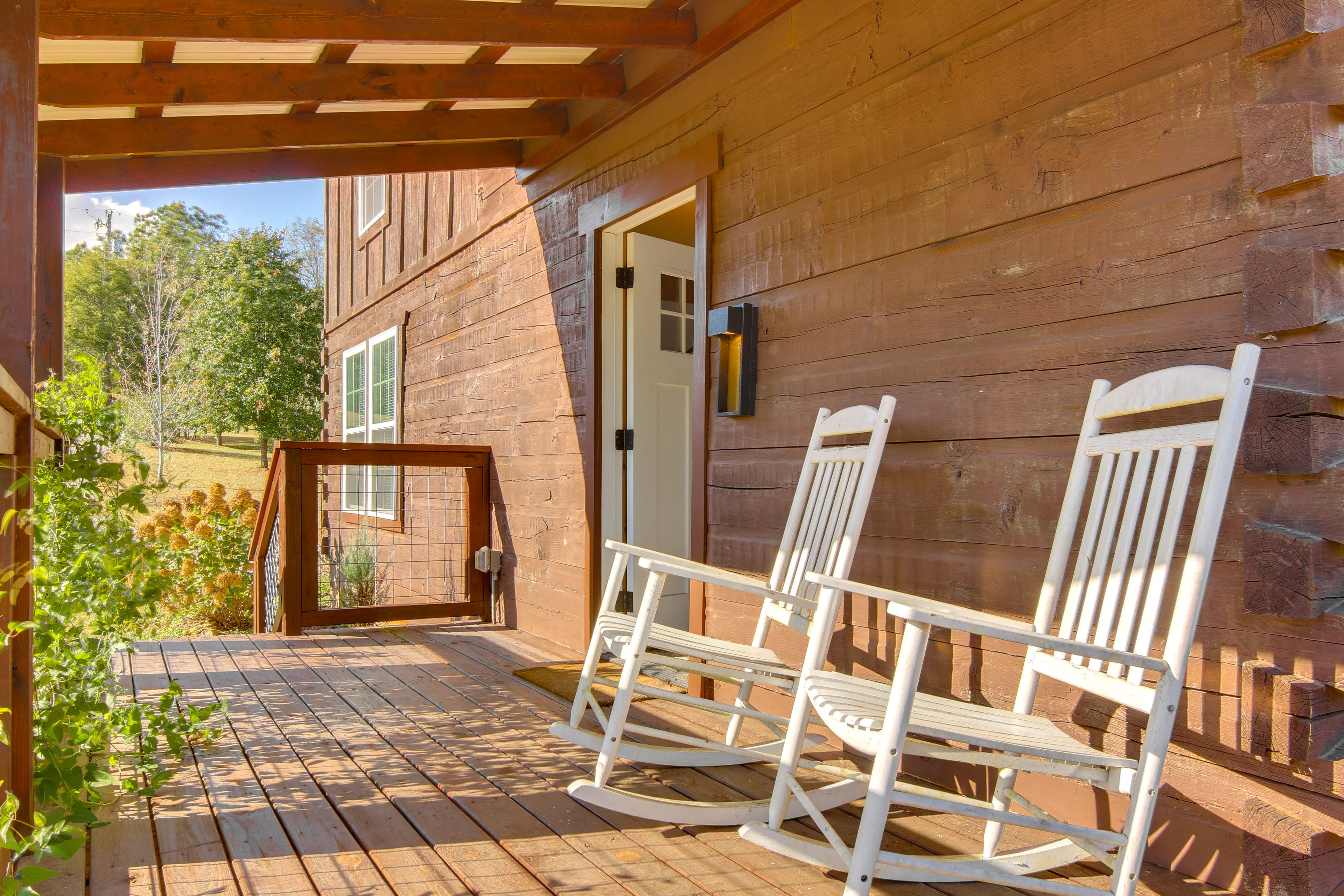 Wrapround Deck | Seating