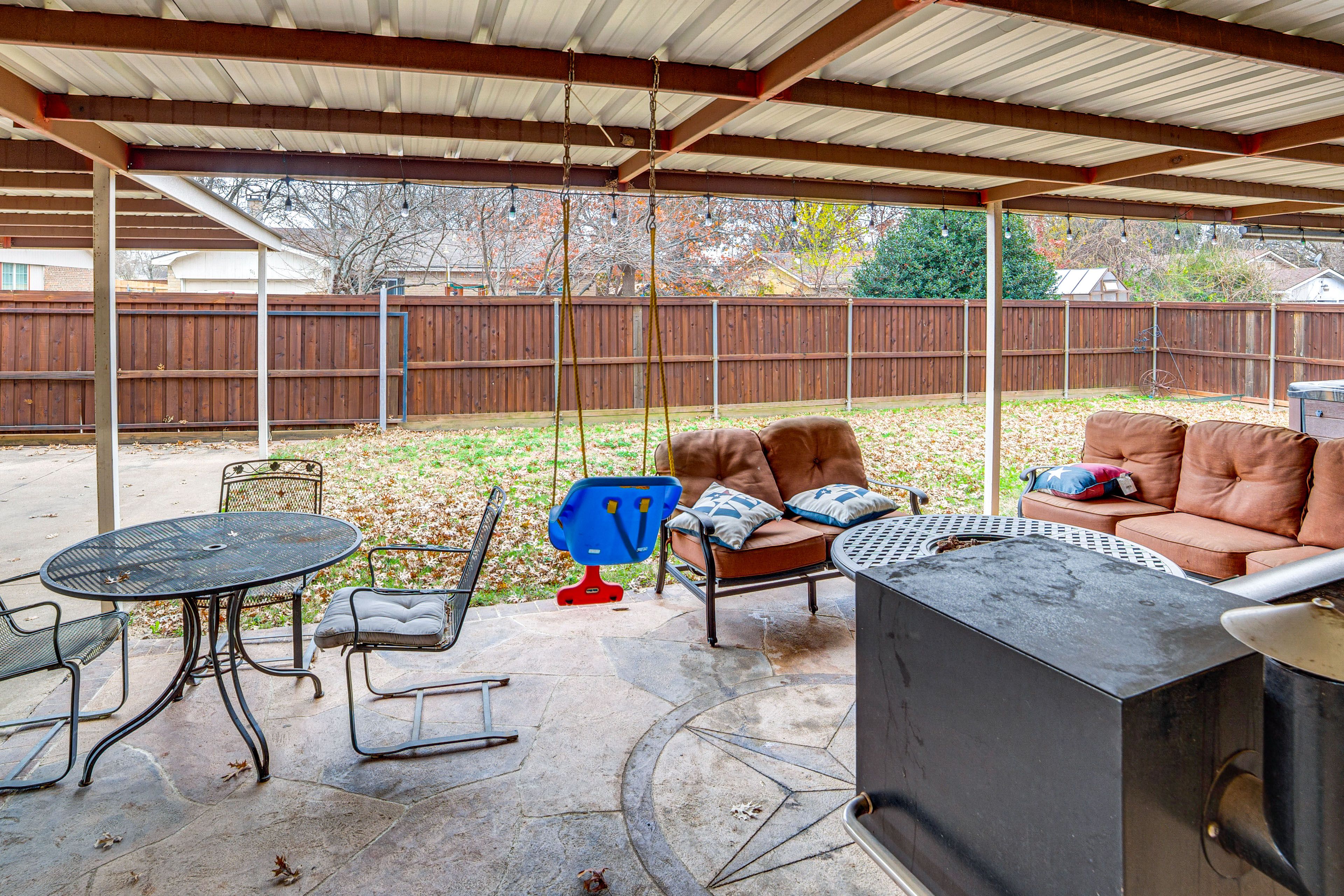 House Exterior | Covered Patio | Dining Area