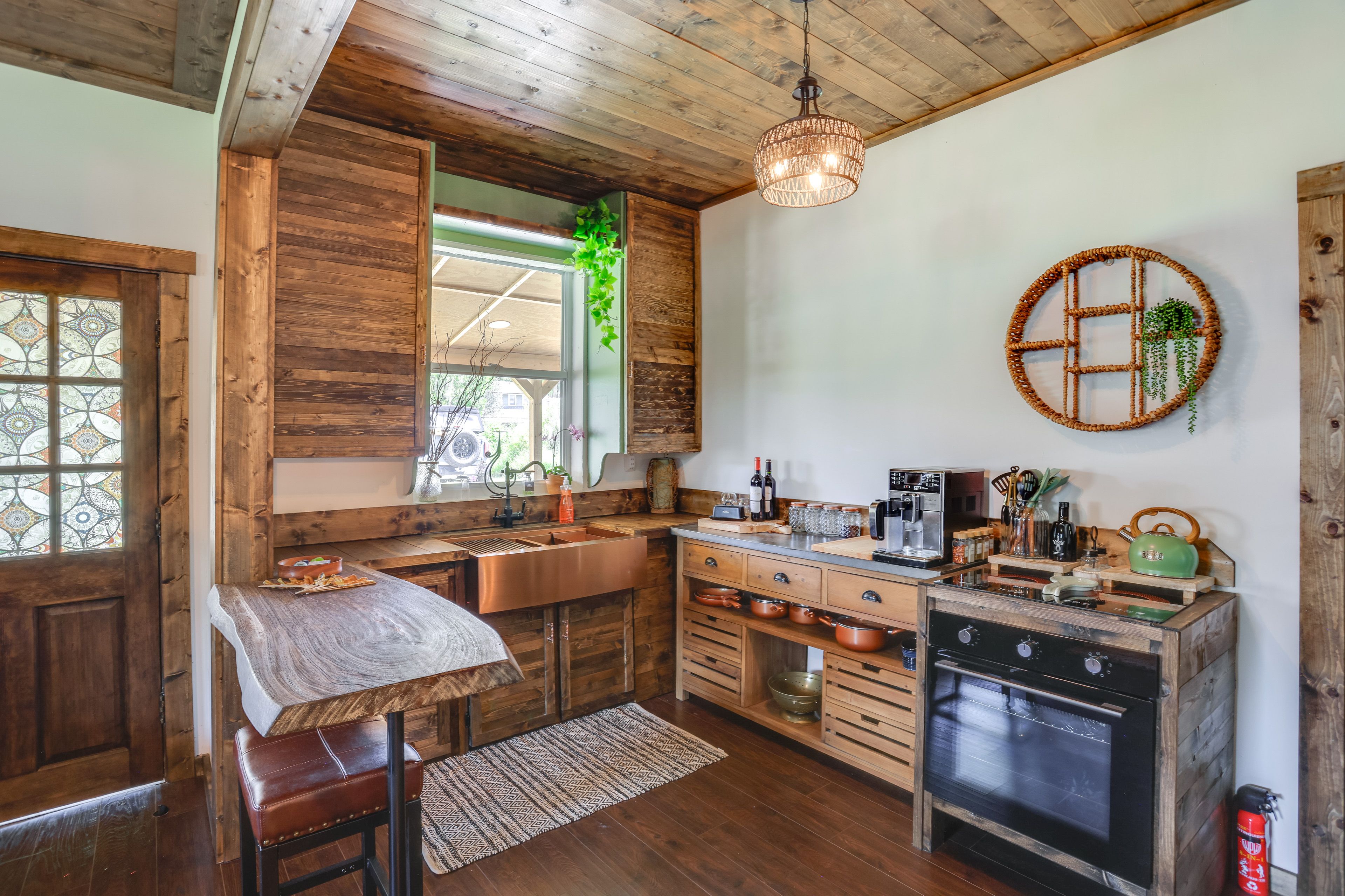 Kitchen | Central Heating & A/C | In-Unit Laundry