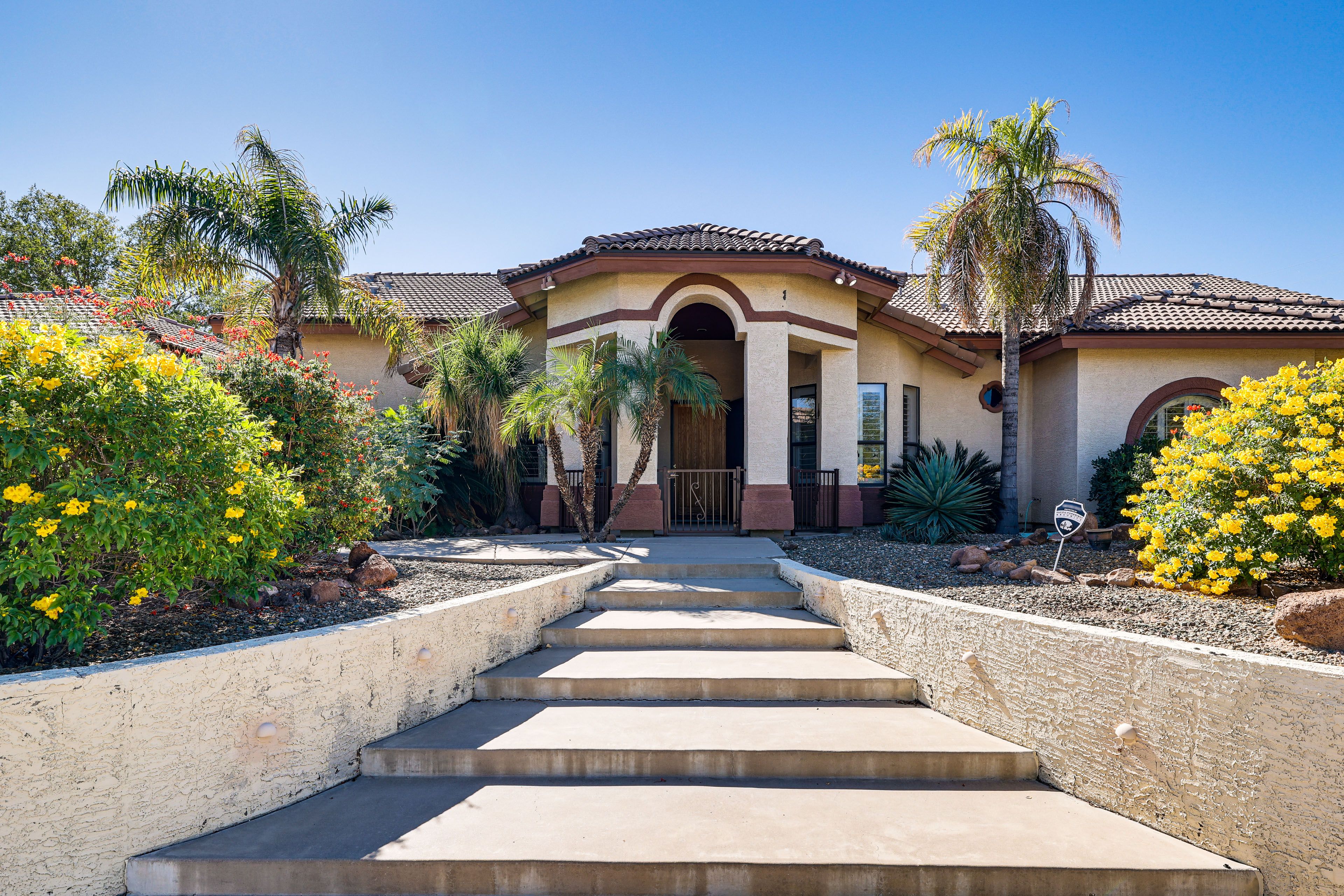 Exterior | Single-Story House | 10 Mi to the Outlets at North Phoenix