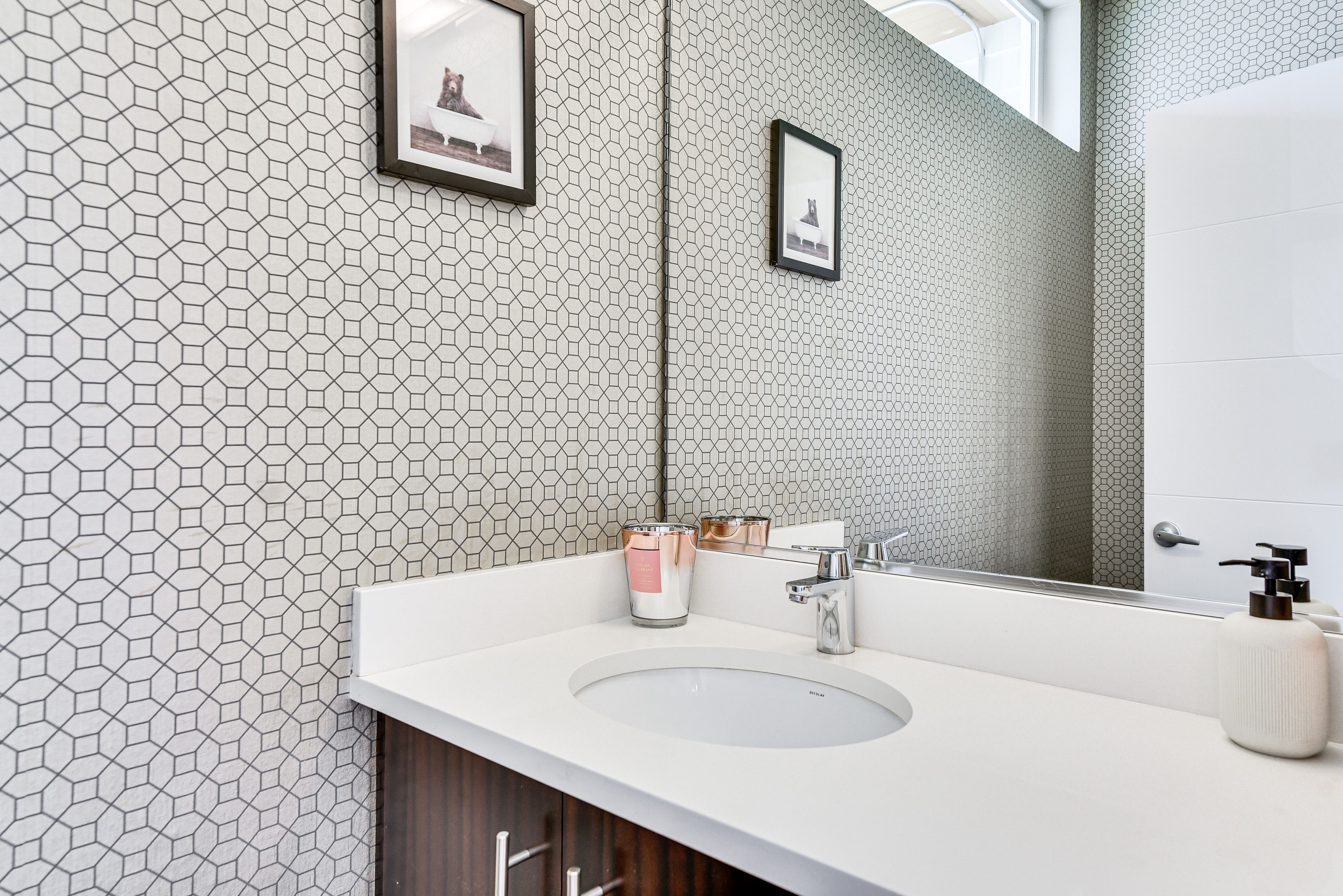 Bathroom | 1st Floor