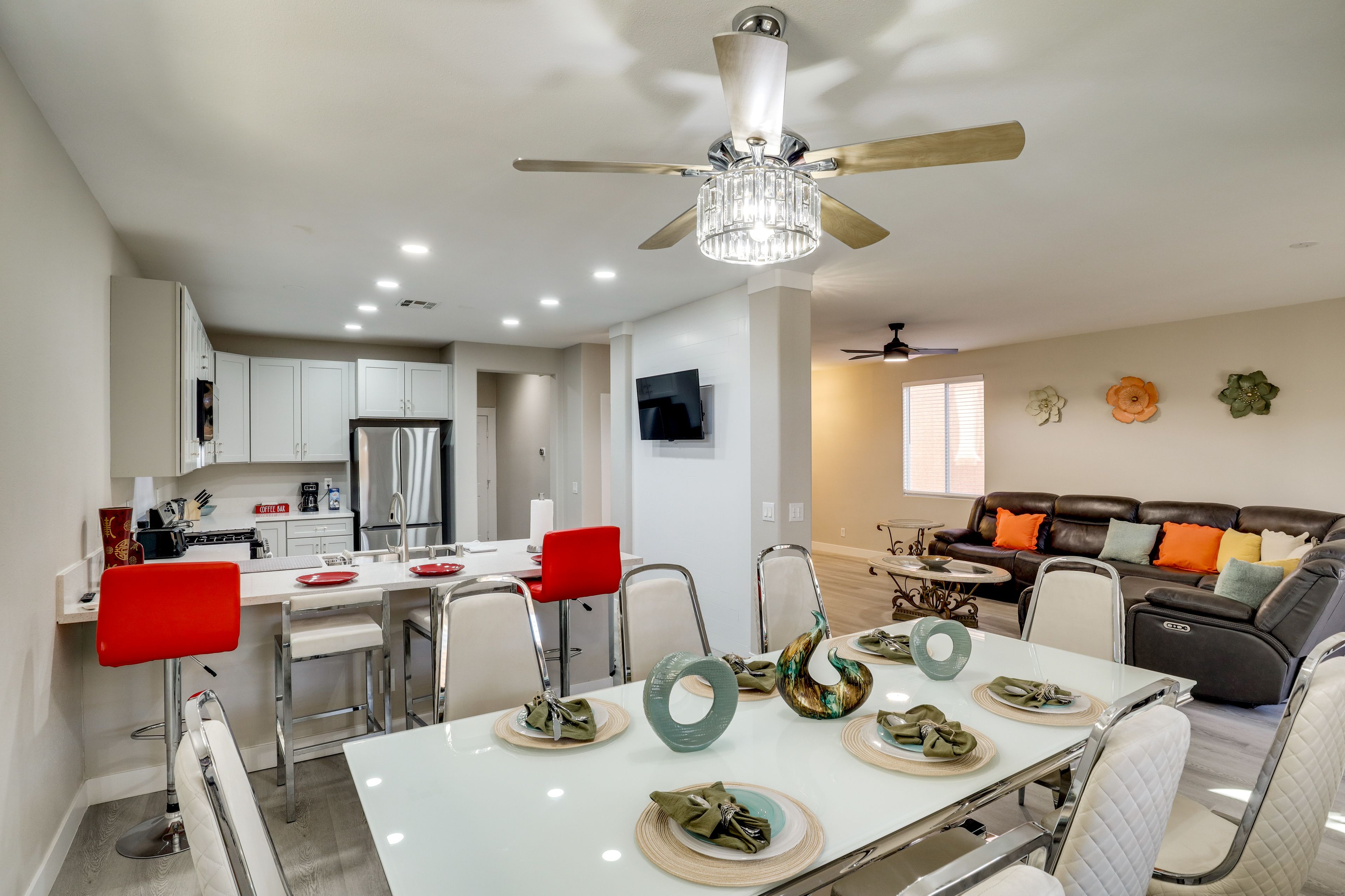 Dining Area | 1st Floor