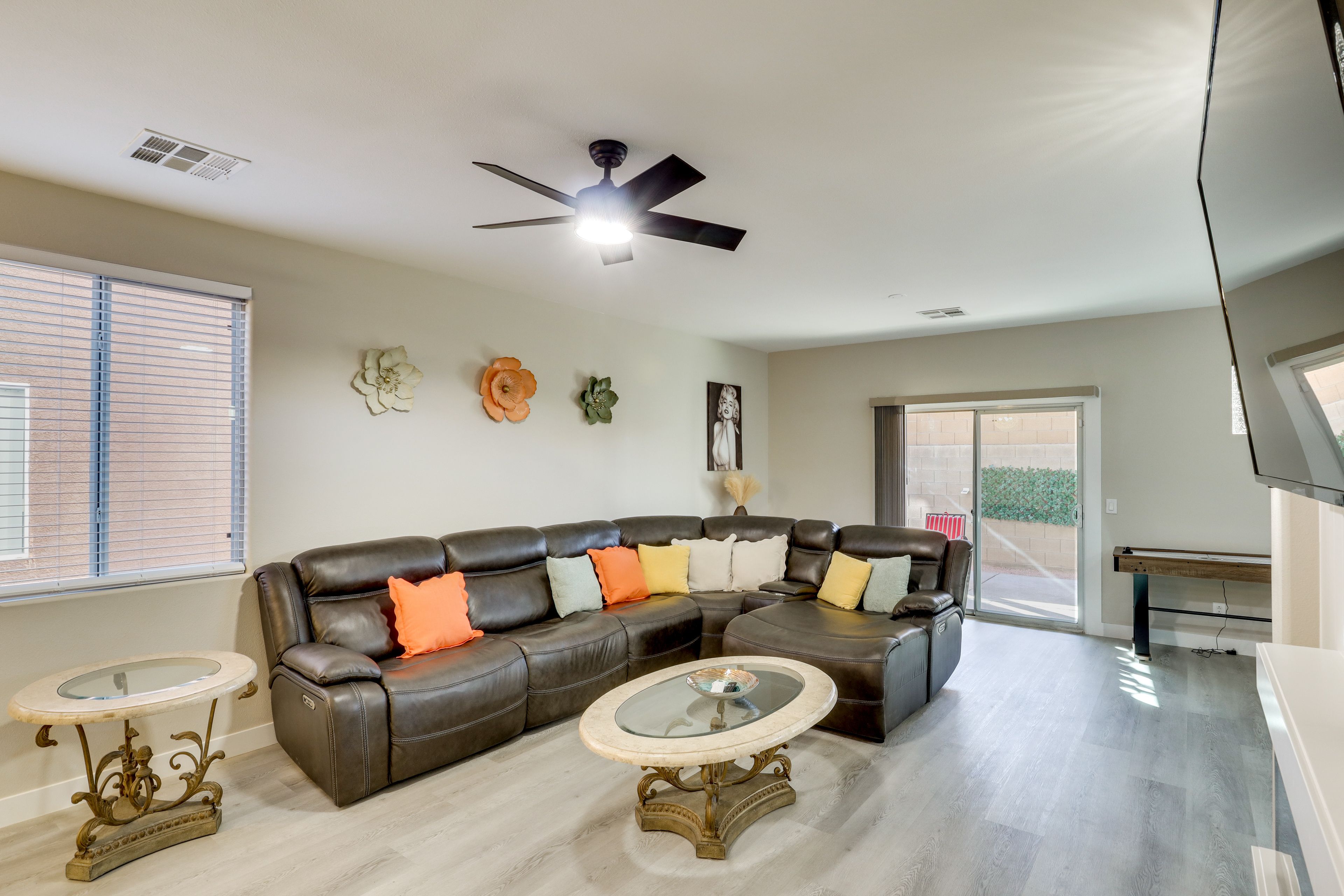 Living Room | Smart TV | Central A/C | 1st Floor