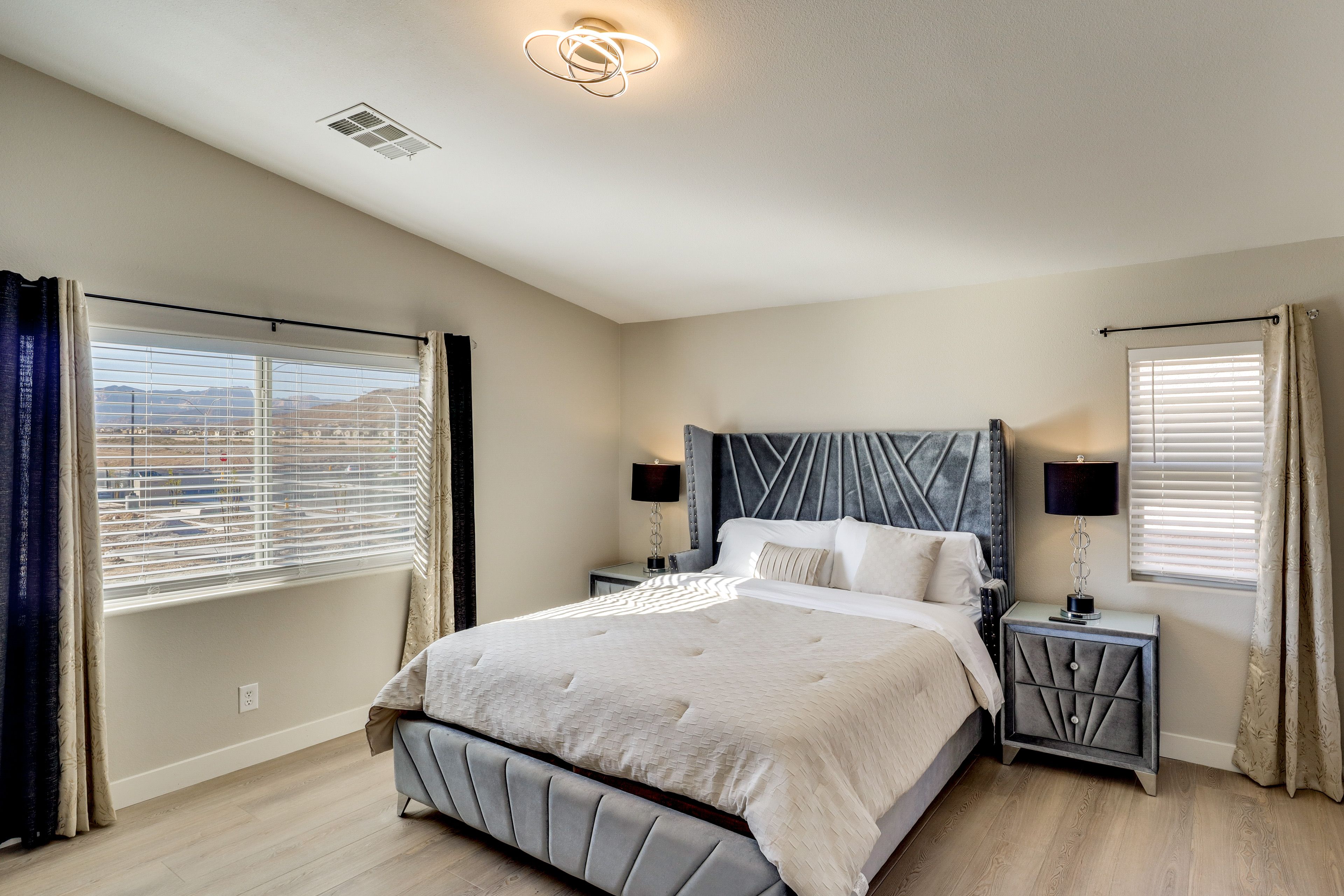 Bedroom 1 | King Bed | Smart TV | 2nd Floor