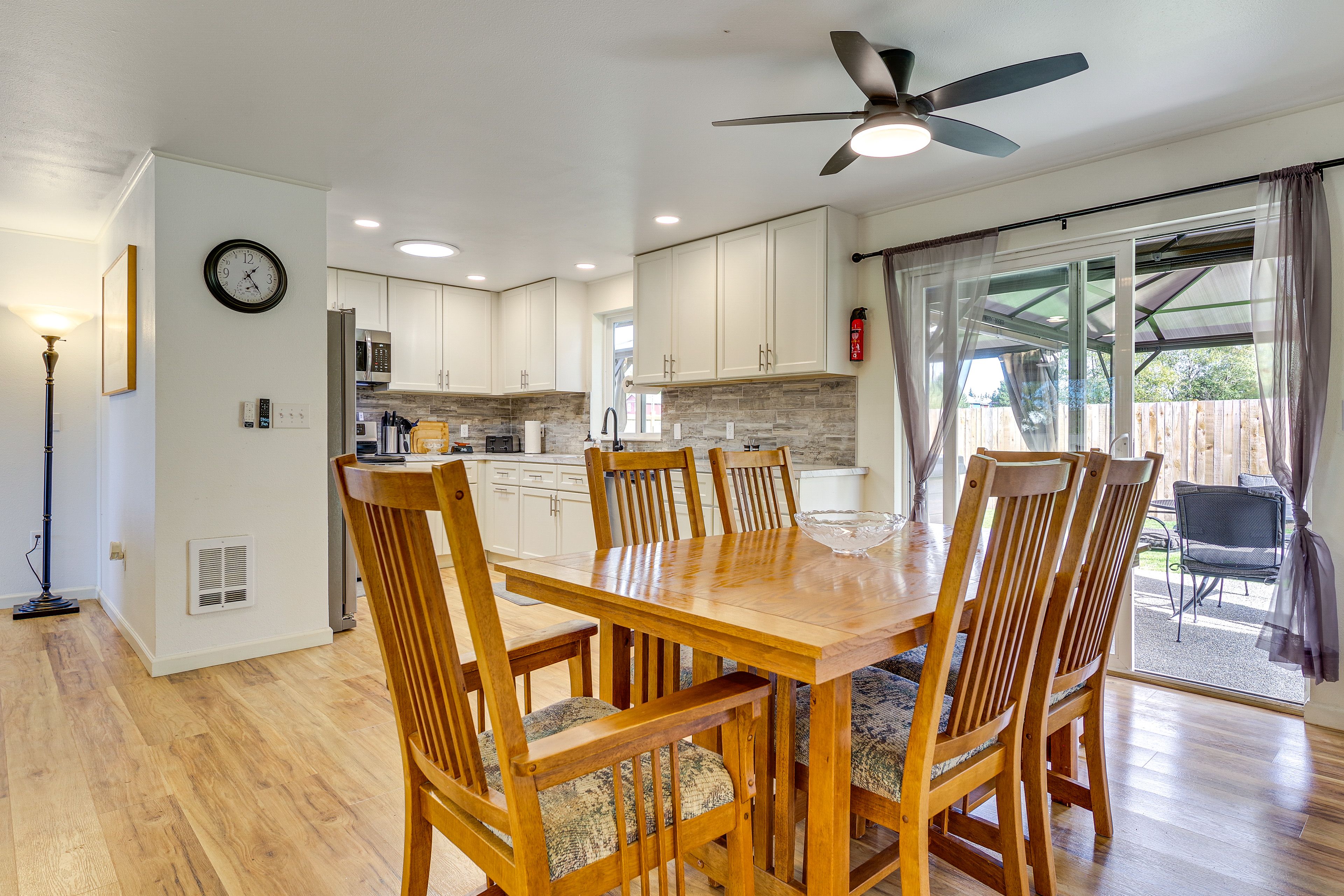 Kitchen | Dining Area | Cooking Basics