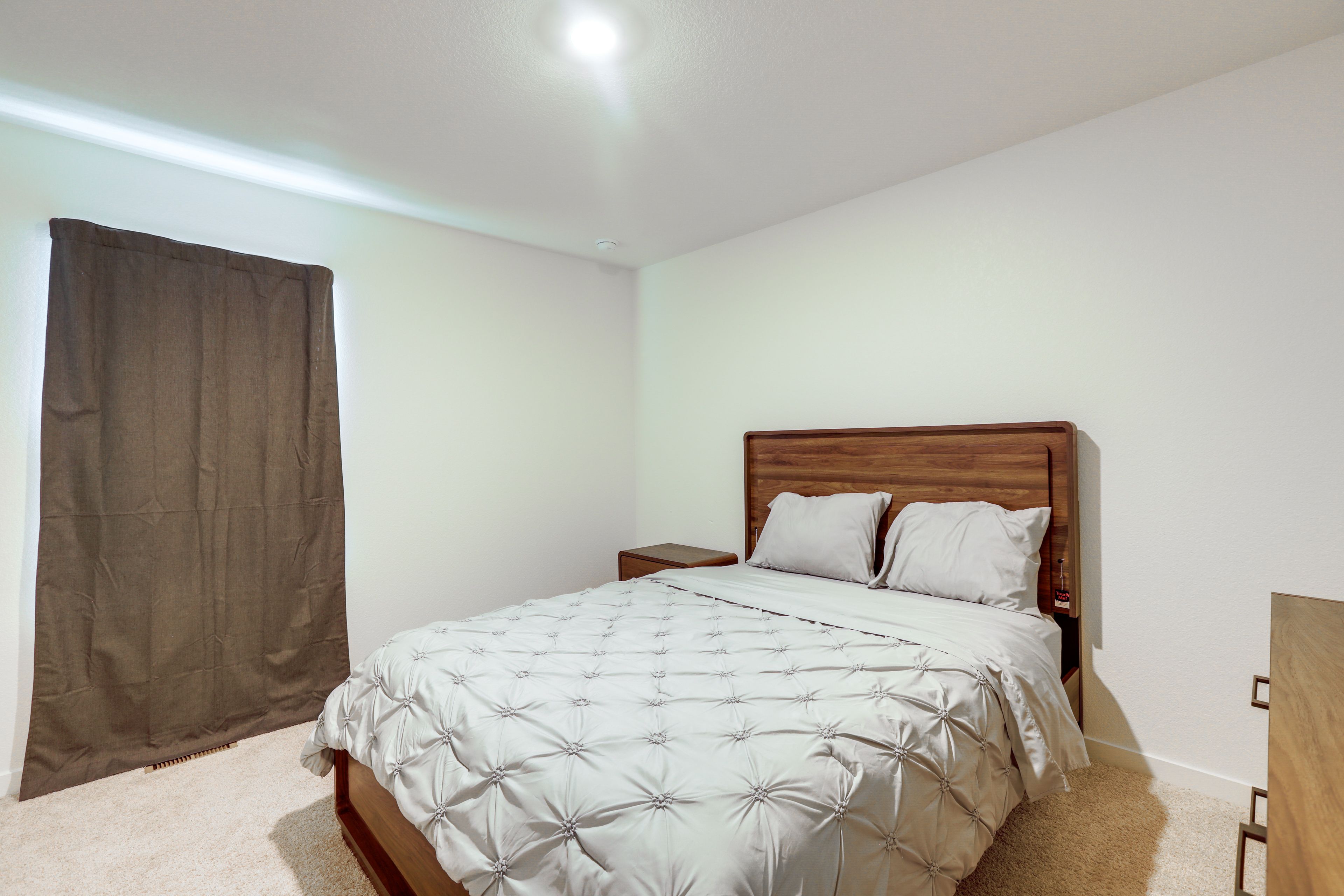 Bedroom 3 | Queen Bed | 2nd Floor