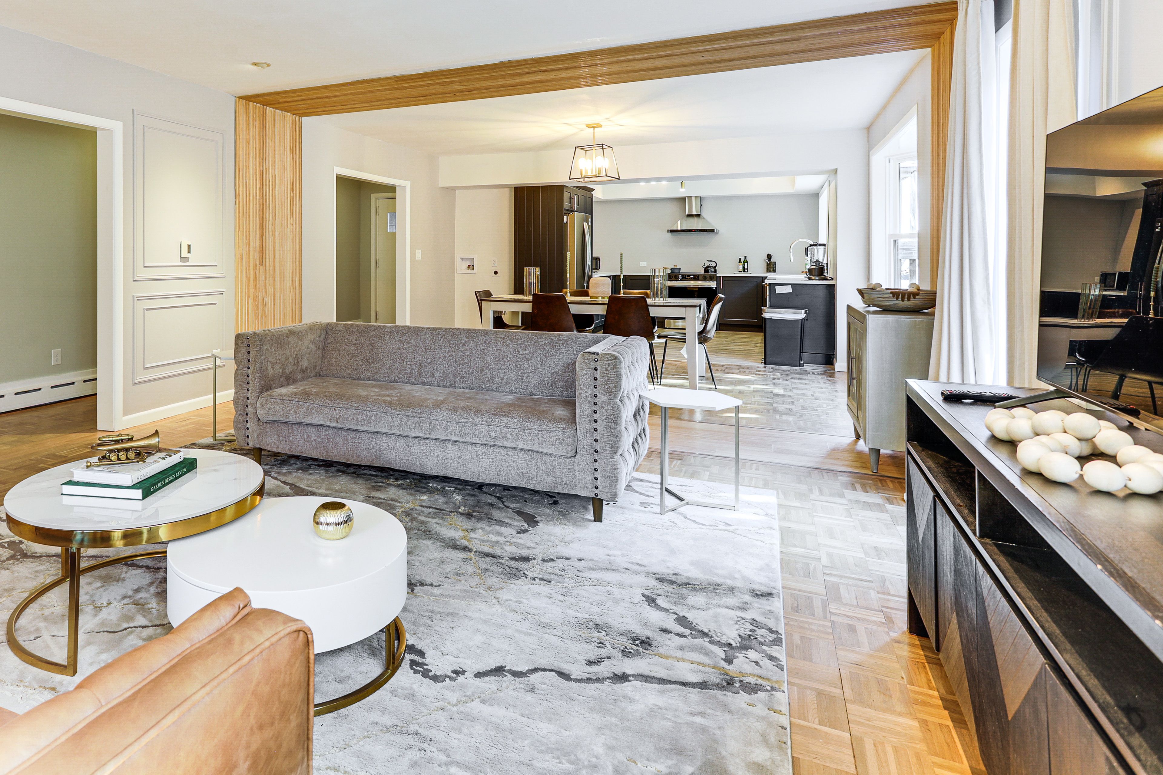 Living Room | Free WiFi | Smart TV | Baseboard Heating