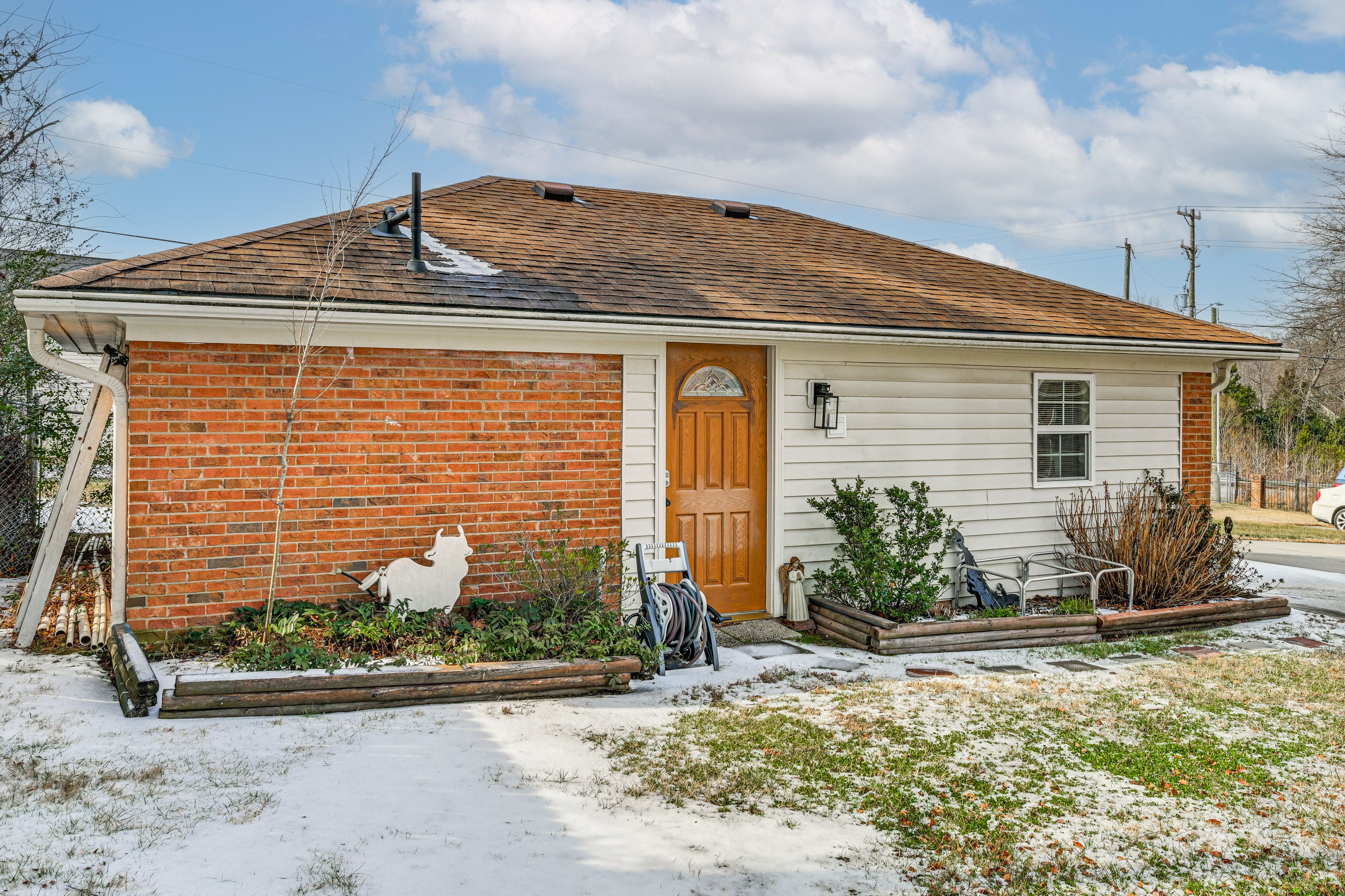 Charlotte Vacation Rental | 1BR | 1BA | 700 Sq Ft