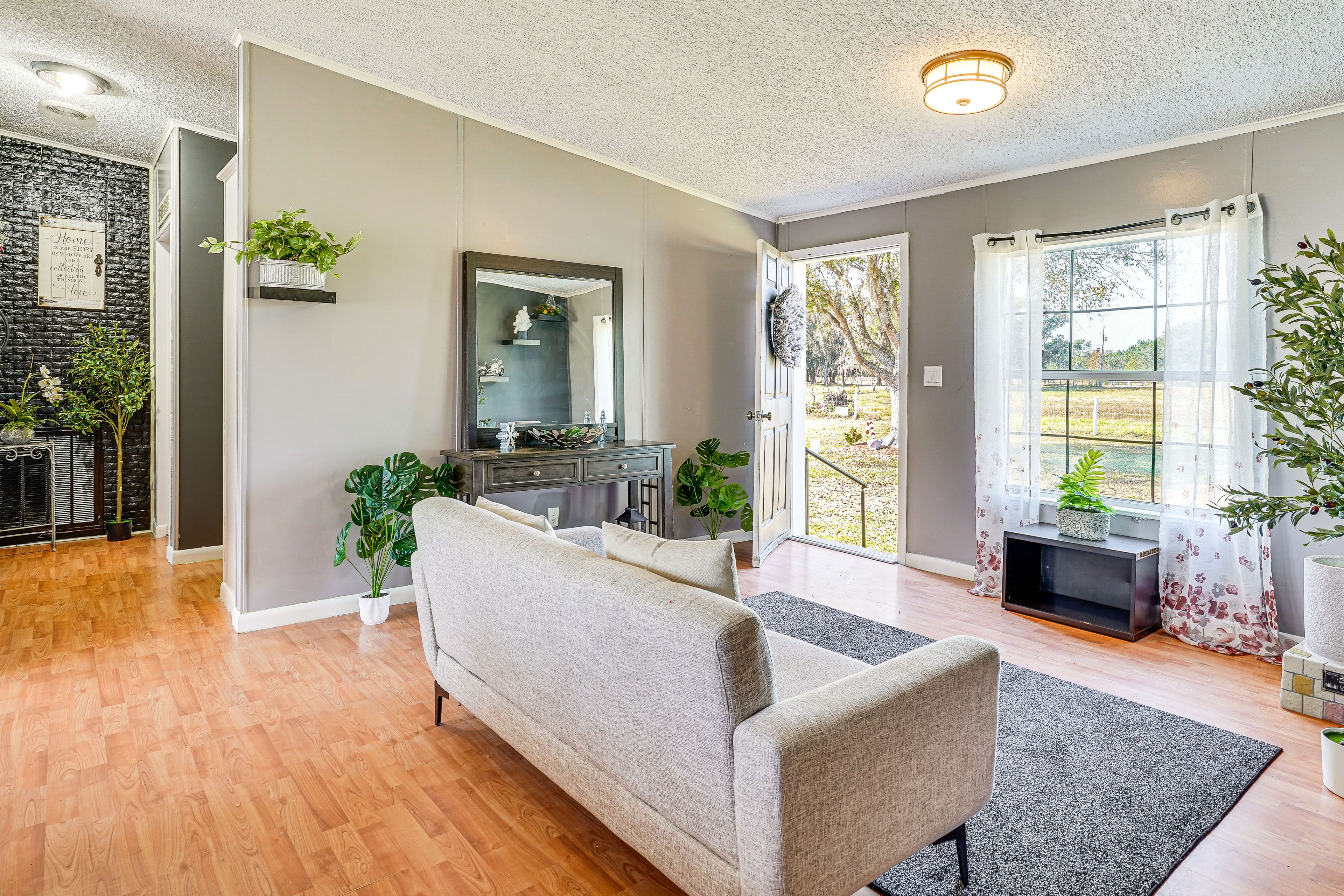 Lounge Area | Board Games